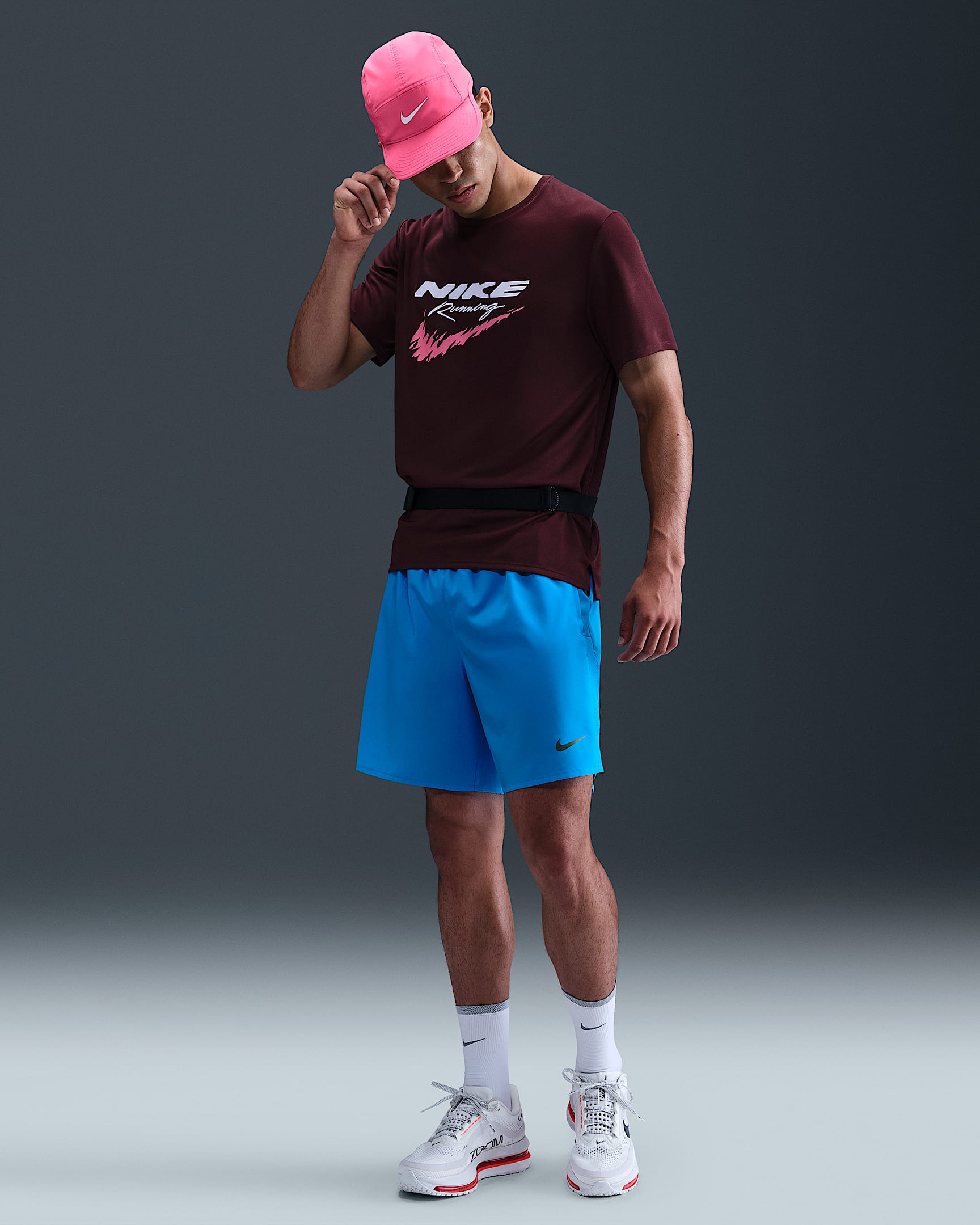 Shorts de correr Dri-FIT de 18 cm con forro de ropa interior para hombre Nike Challenger - Azul héroe/Azul héroe/Negro
