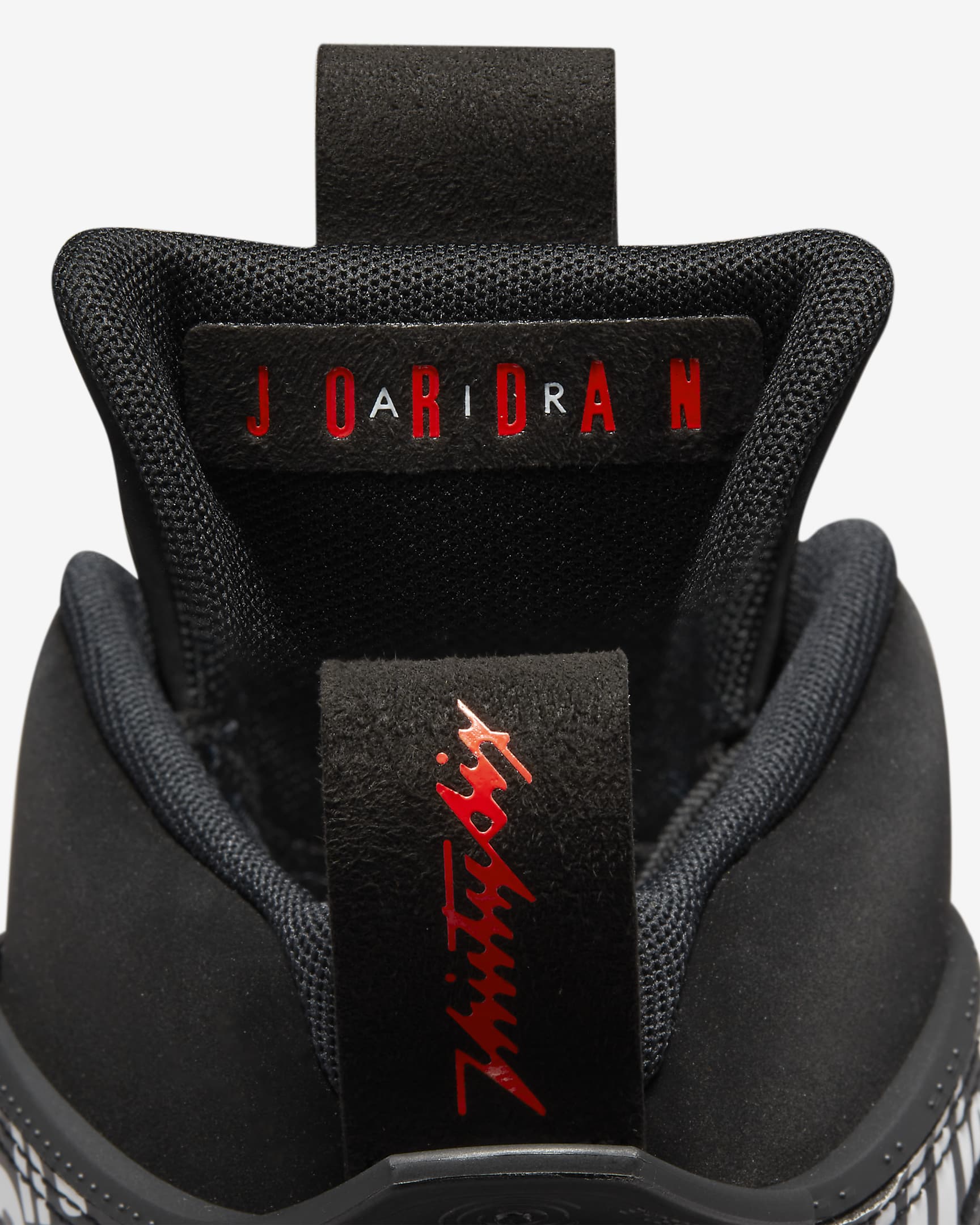 jordan basketball player shoes