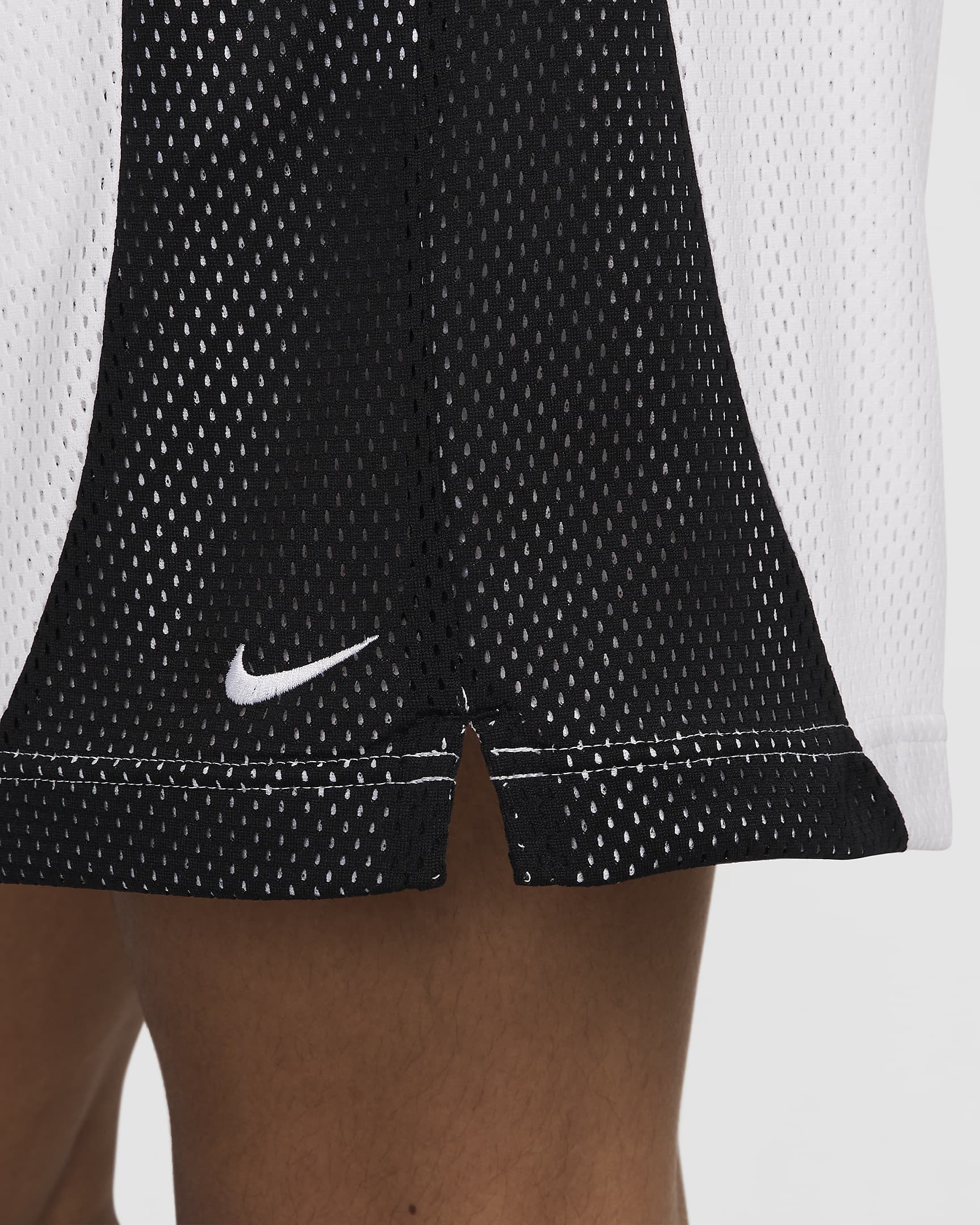 Shorts de básquetbol de malla Dri-FIT para mujer Nike Essential - Blanco/Negro/Blanco