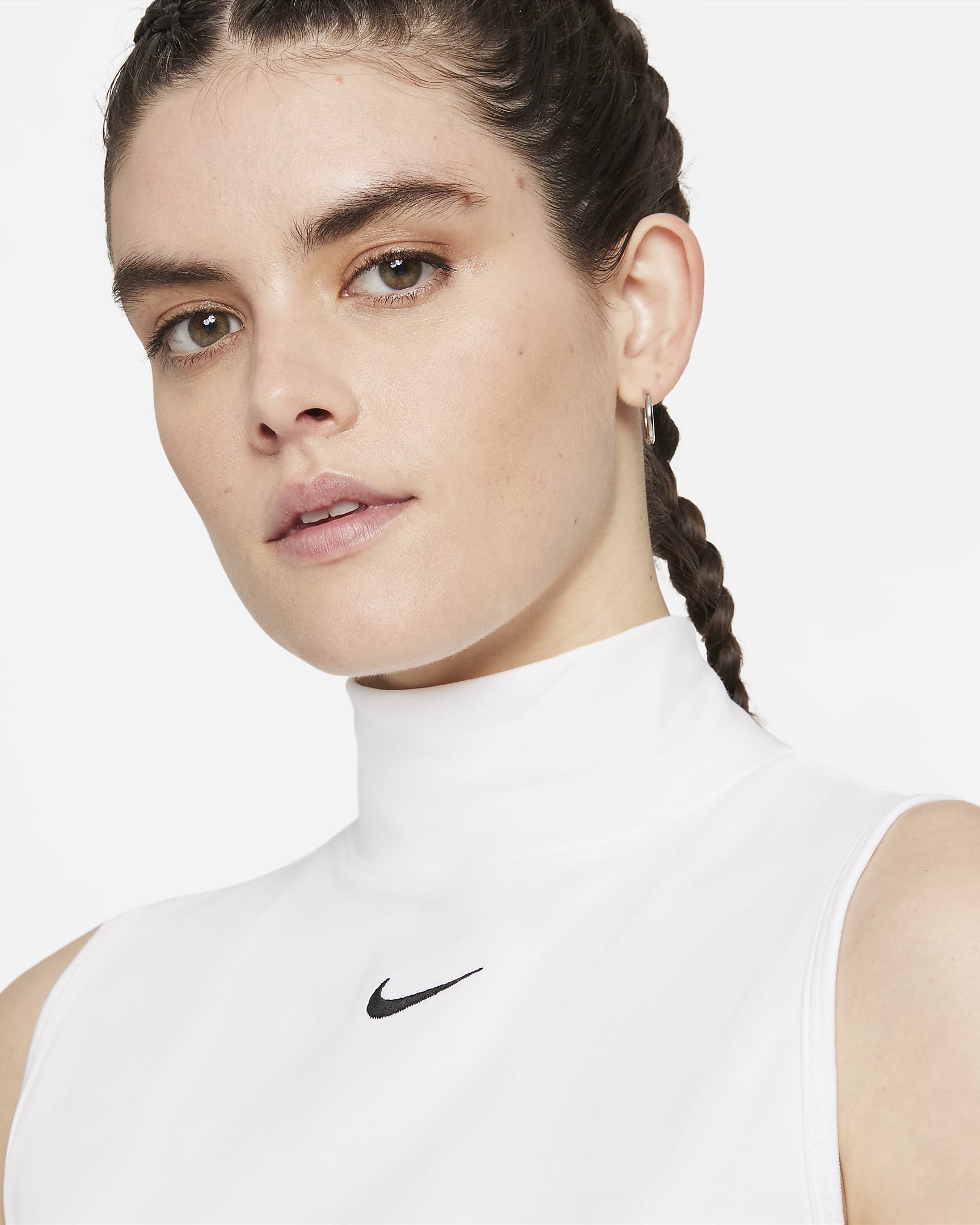 Nike Sportswear Collection Essentials Women's Sleeveless Mock Top. Nike.com
