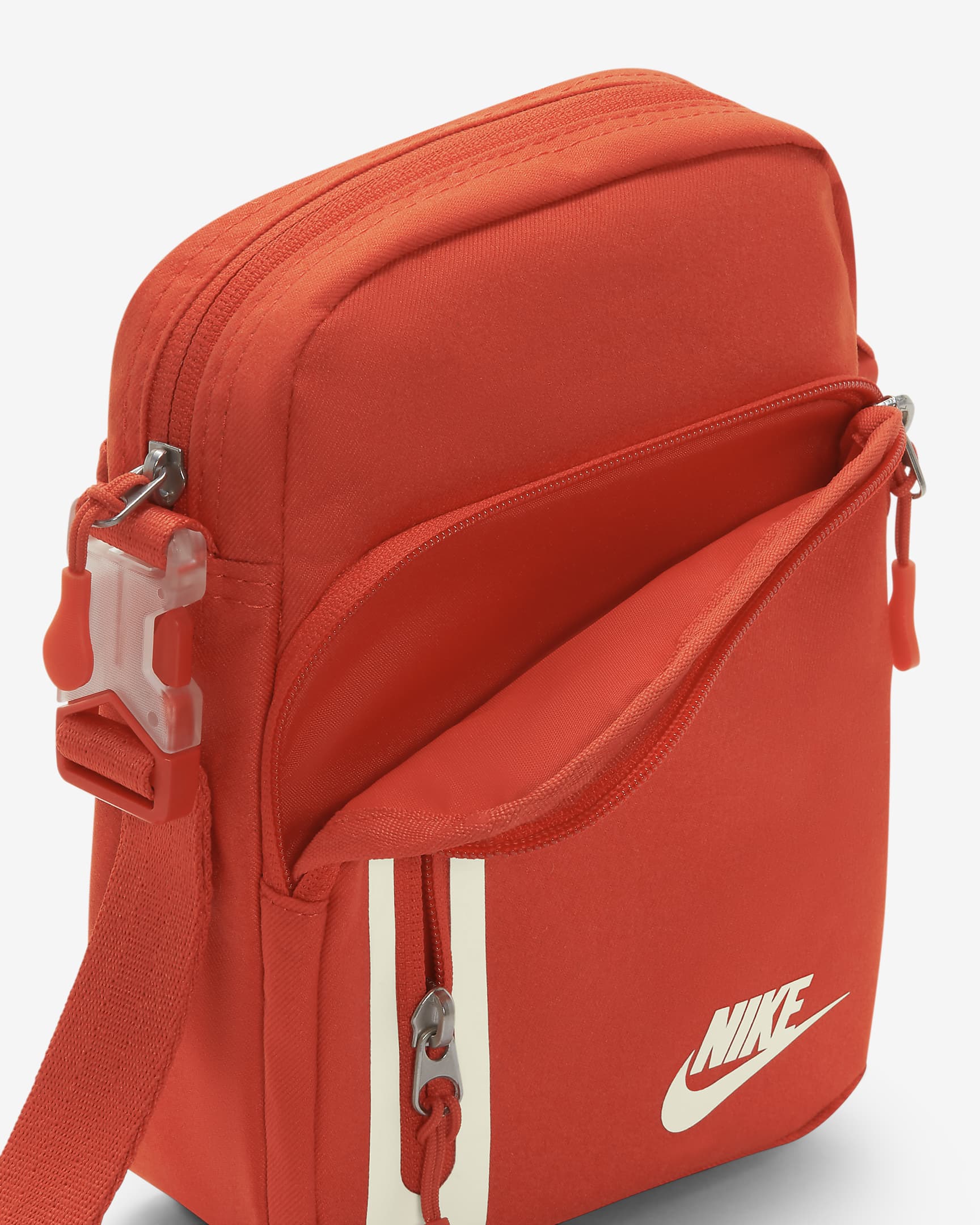 Nike Premium Cross-Body Bag (4L). Nike LU