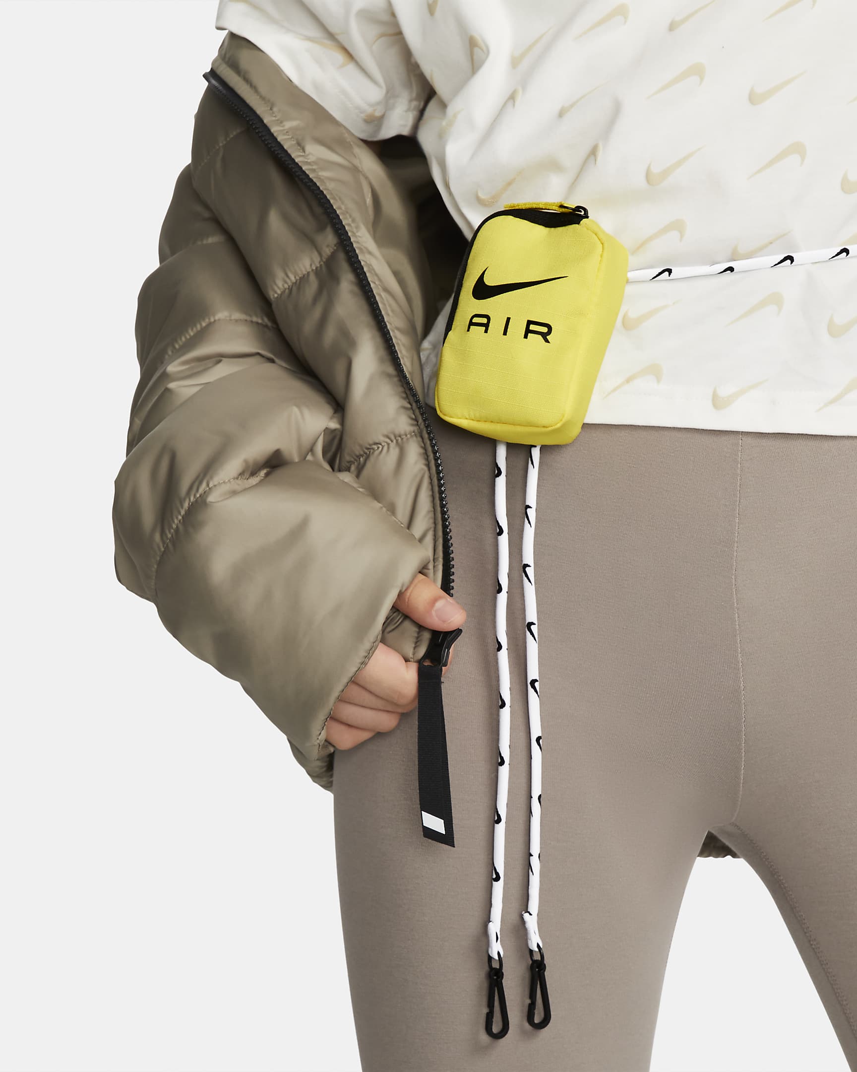 nike air max pouch