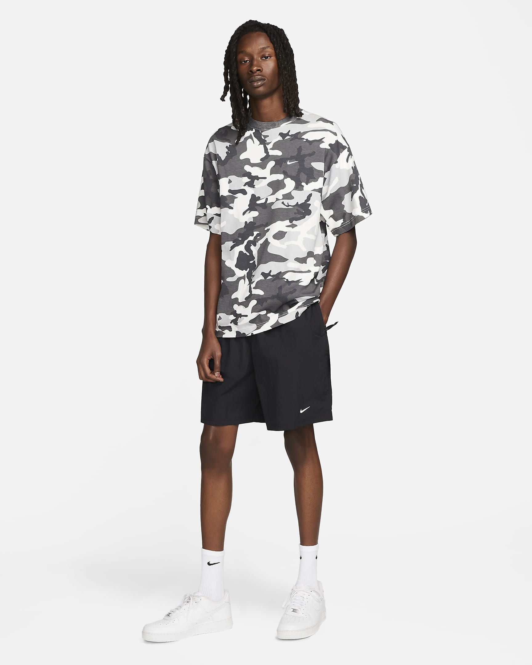 Nike Solo Swoosh Men's Woven Shorts - Black/White