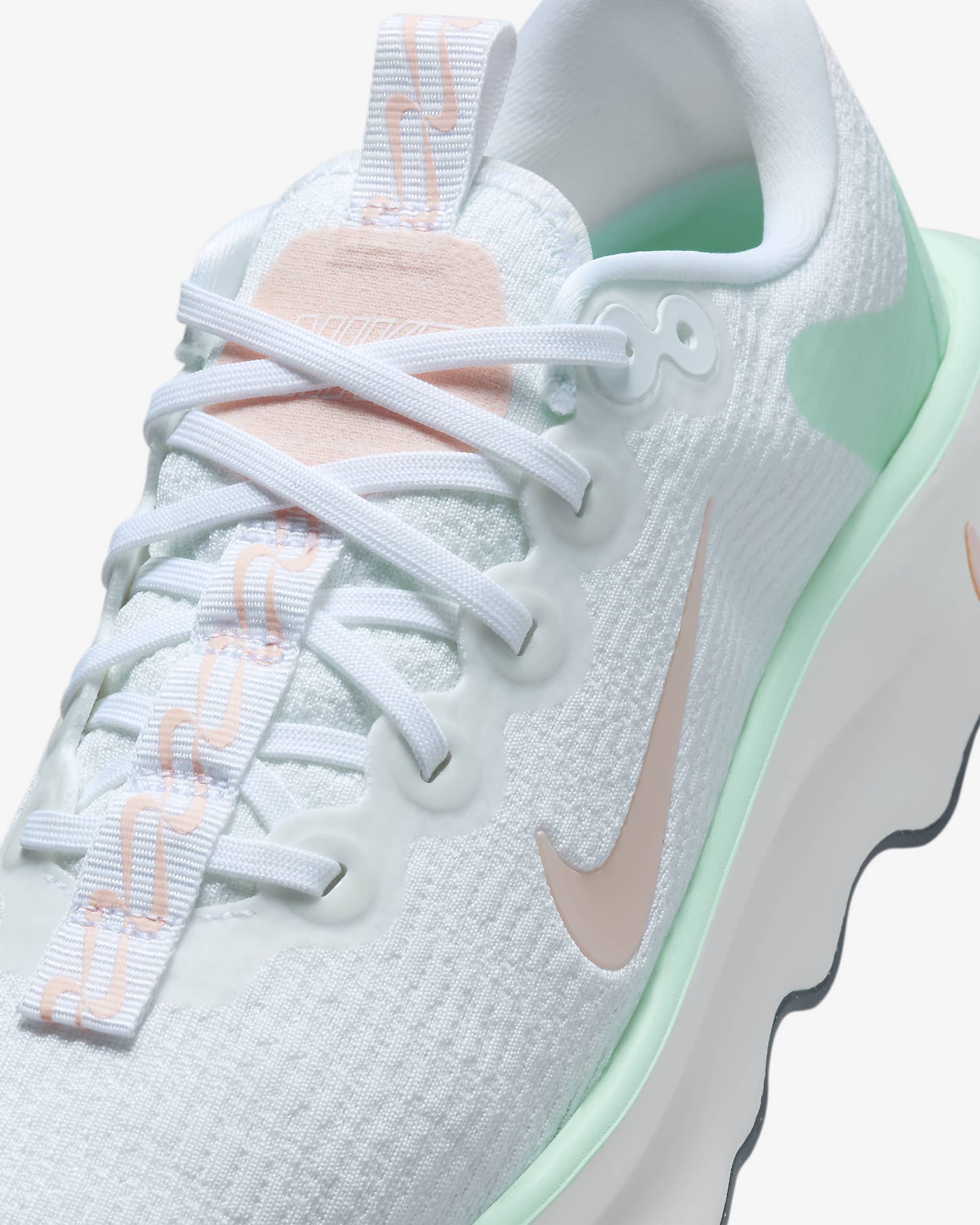 Tenis de caminata para mujer Nike Motiva - Blanco/Espuma menta/Vela/Tinte puesta de sol