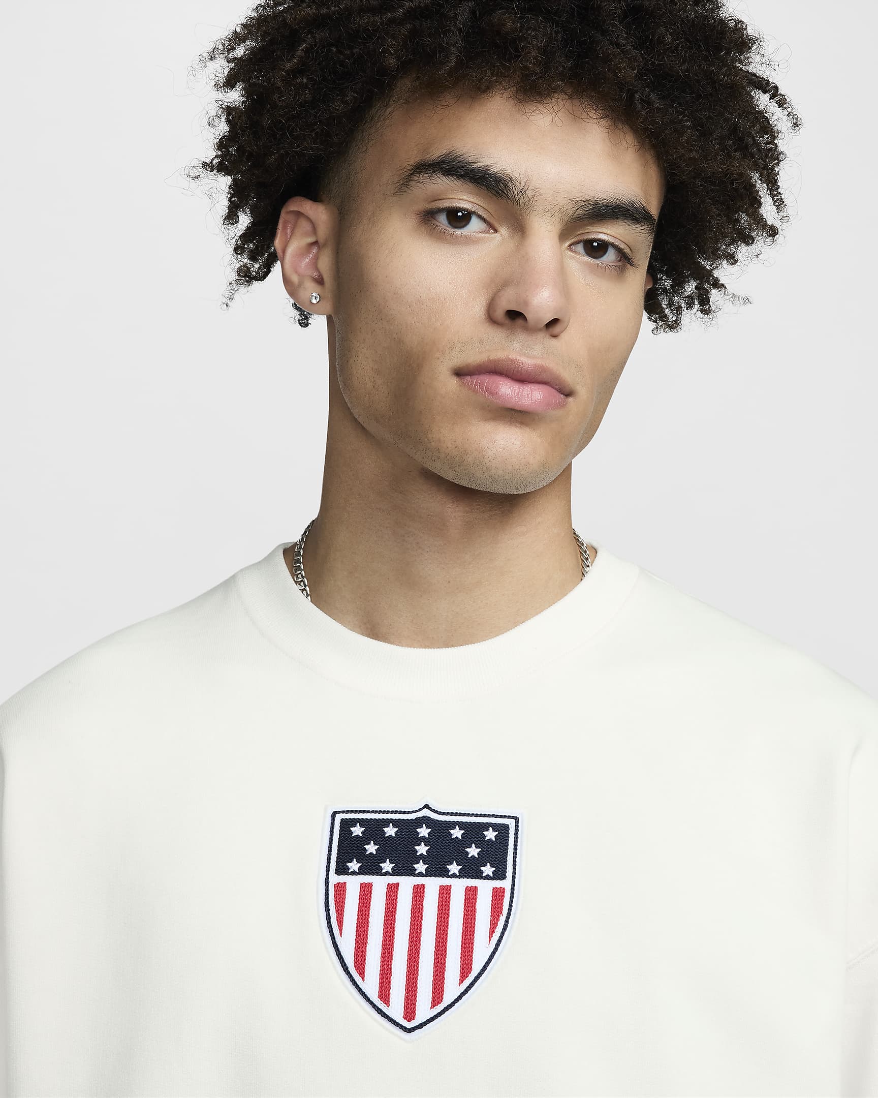 Team USA Solo Swoosh Men's Nike Crew-Neck Sweatshirt - Sail/Dark Obsidian