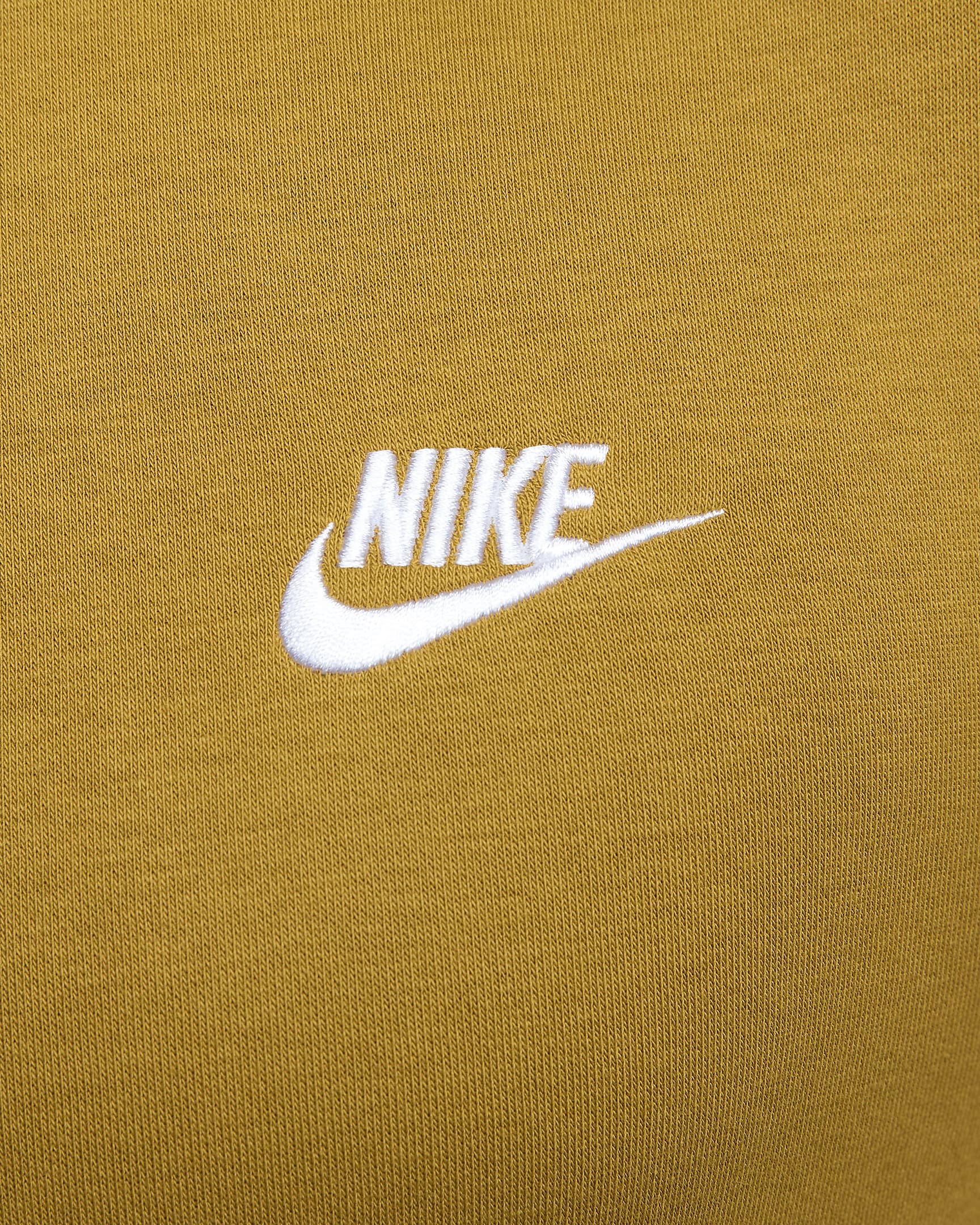 Nike Sportswear Club Men's BrushedBack 1/2Zip Sweatshirt. Nike UK