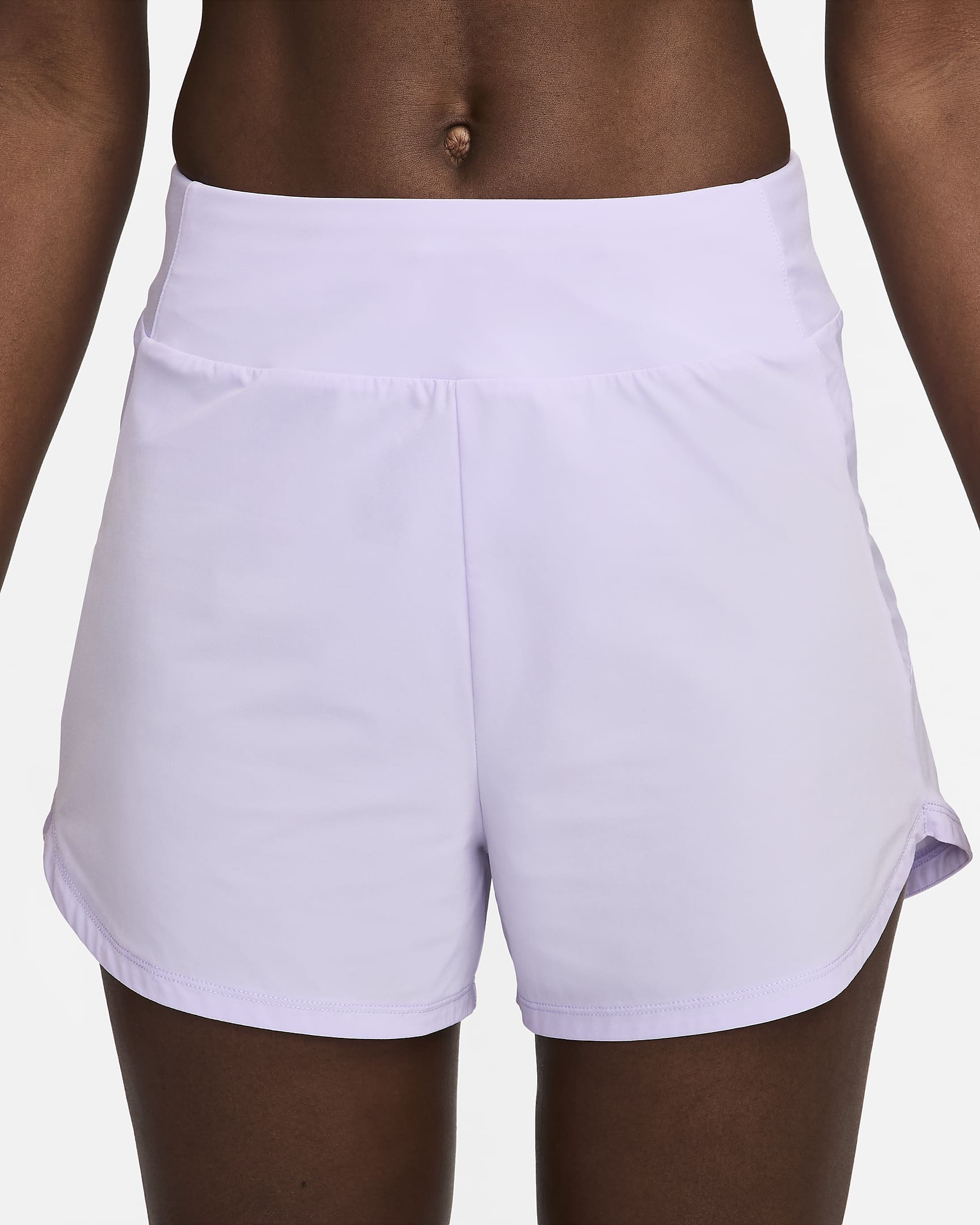 Nike Bliss Dri-FIT Fitness-Shorts mit Futter und hohem Taillenbund für Damen (ca. 7,5 cm) - Lilac Bloom