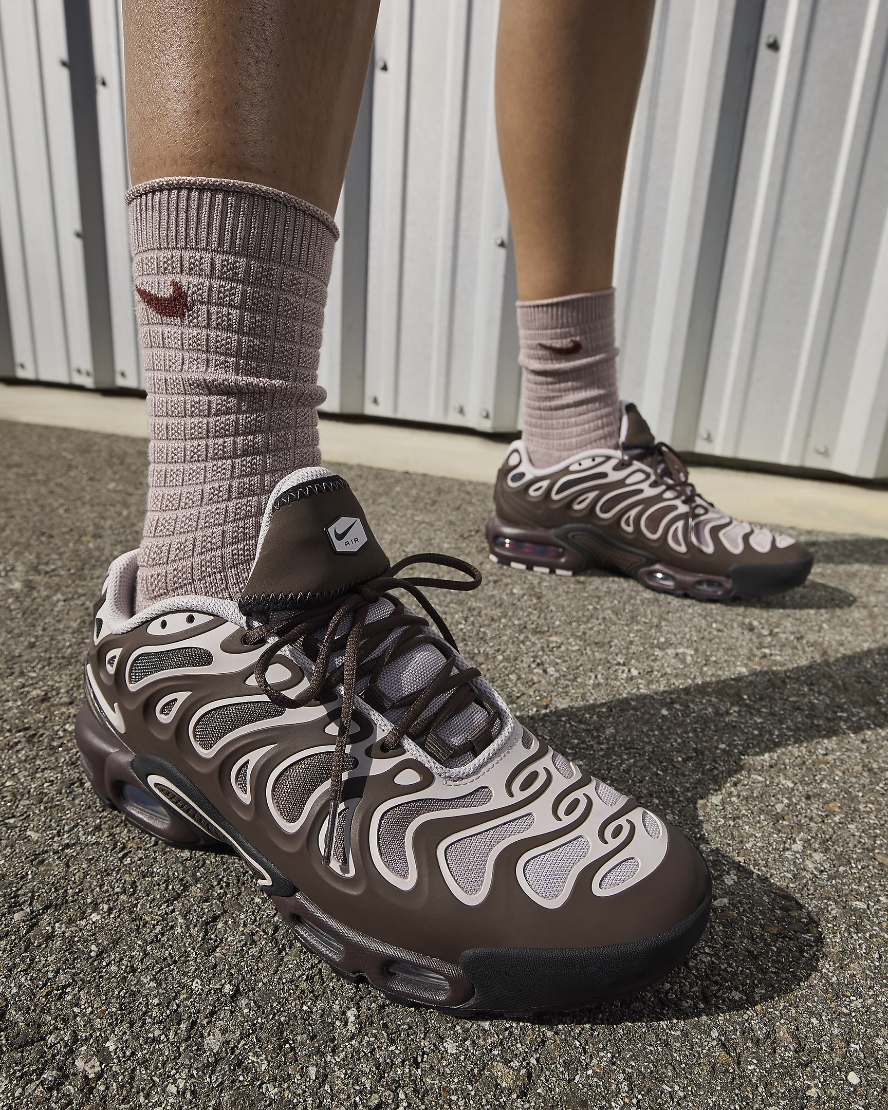 Nike Air Max Plus Drift Zapatillas - Mujer - Baroque Brown/Earth/Negro/Platinum Violet