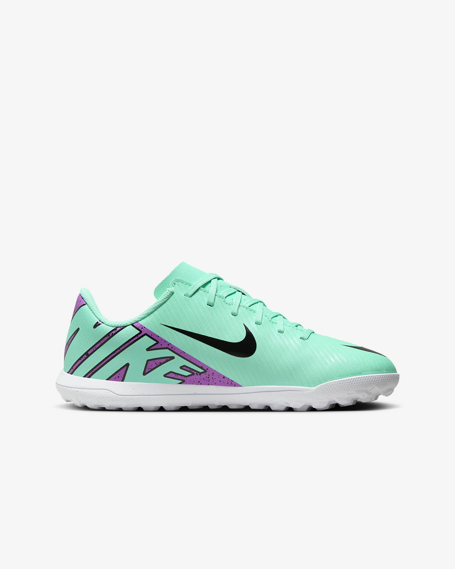 nike junior football