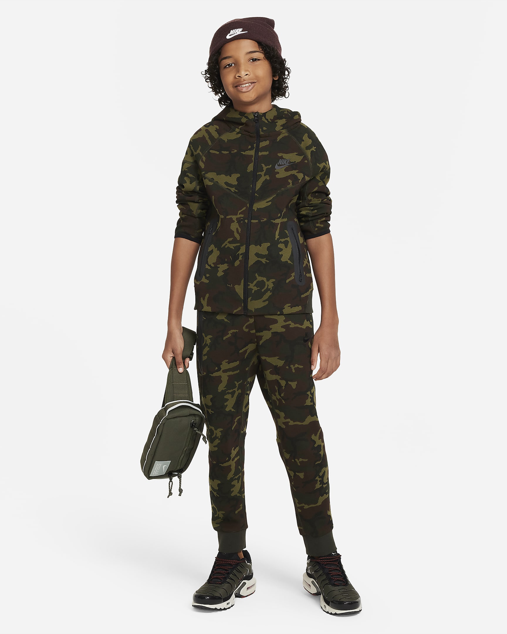 Felpa camo con cappuccio e zip a tutta lunghezza Nike Sportswear Tech Fleece – Ragazzo - Nero/Sequoia/Nero