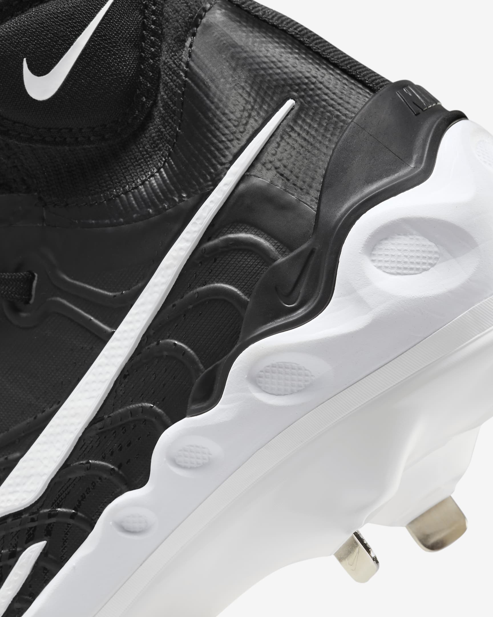 nike alpha huarache cleats