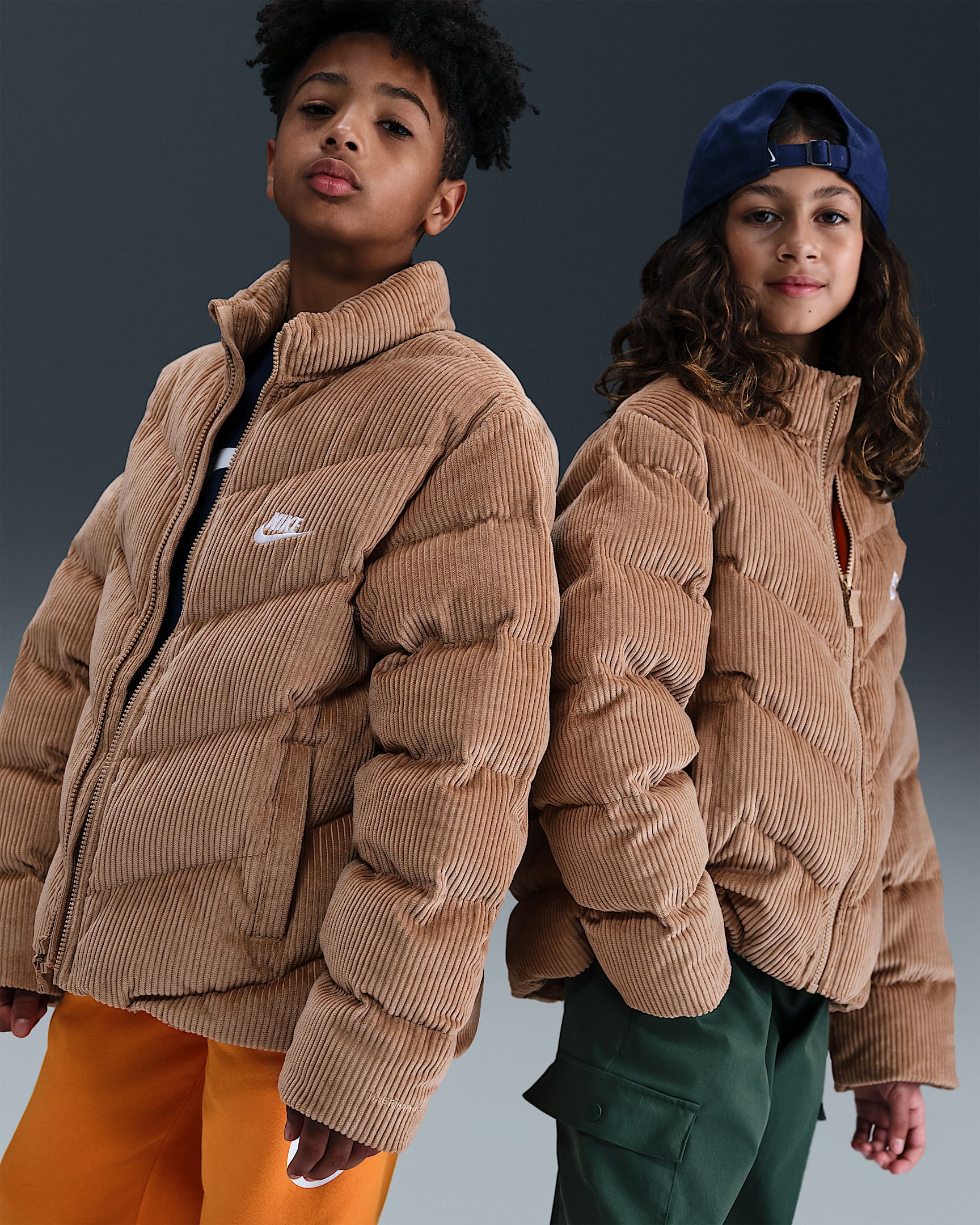 Nike Sportswear All Day Play Big Kids' Therma-FIT Loose-Fit Puffer Jacket - Hemp/White