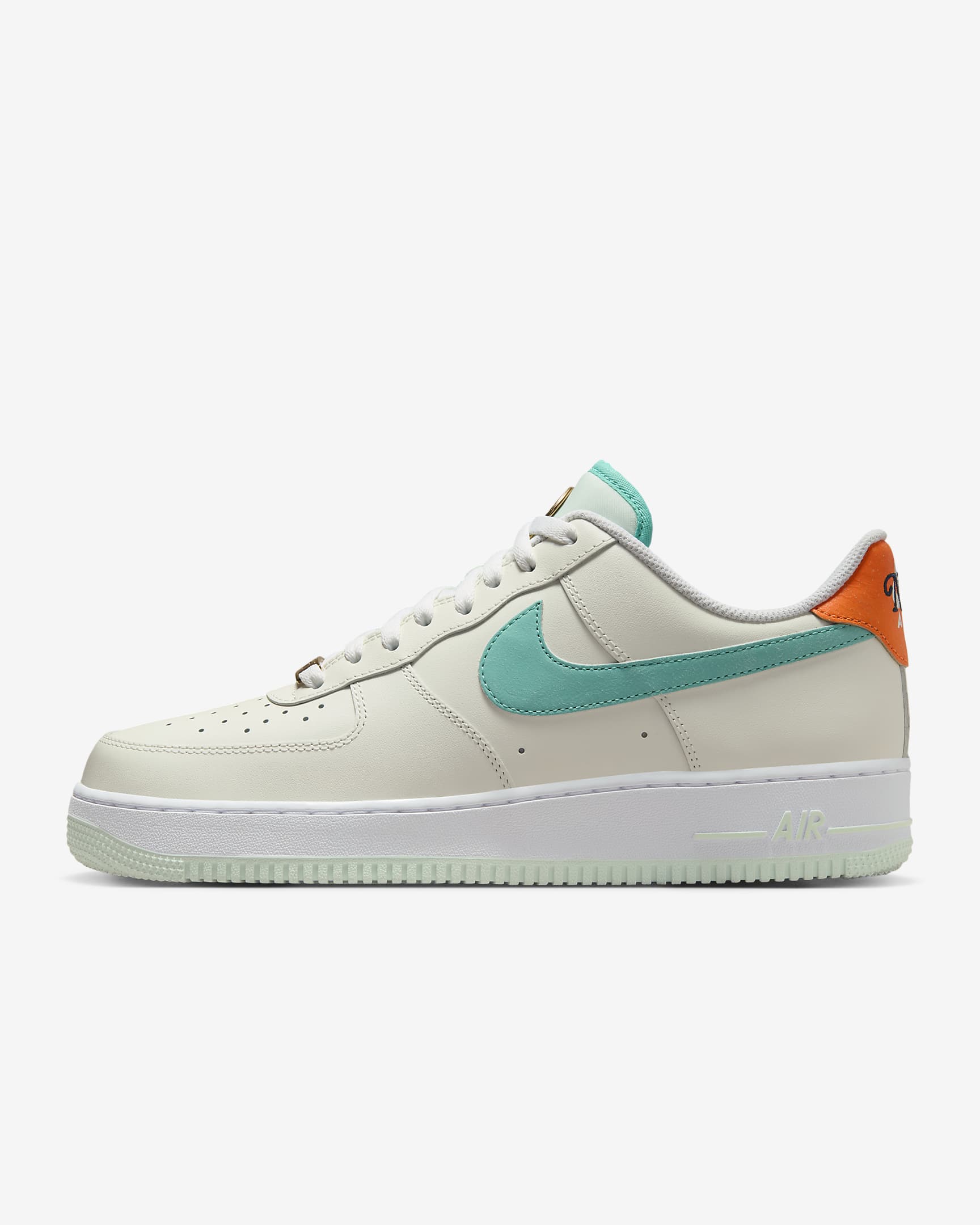 Nike Air Force 1 '07 男鞋 - Sail/白色/Barely Green/Green Frost