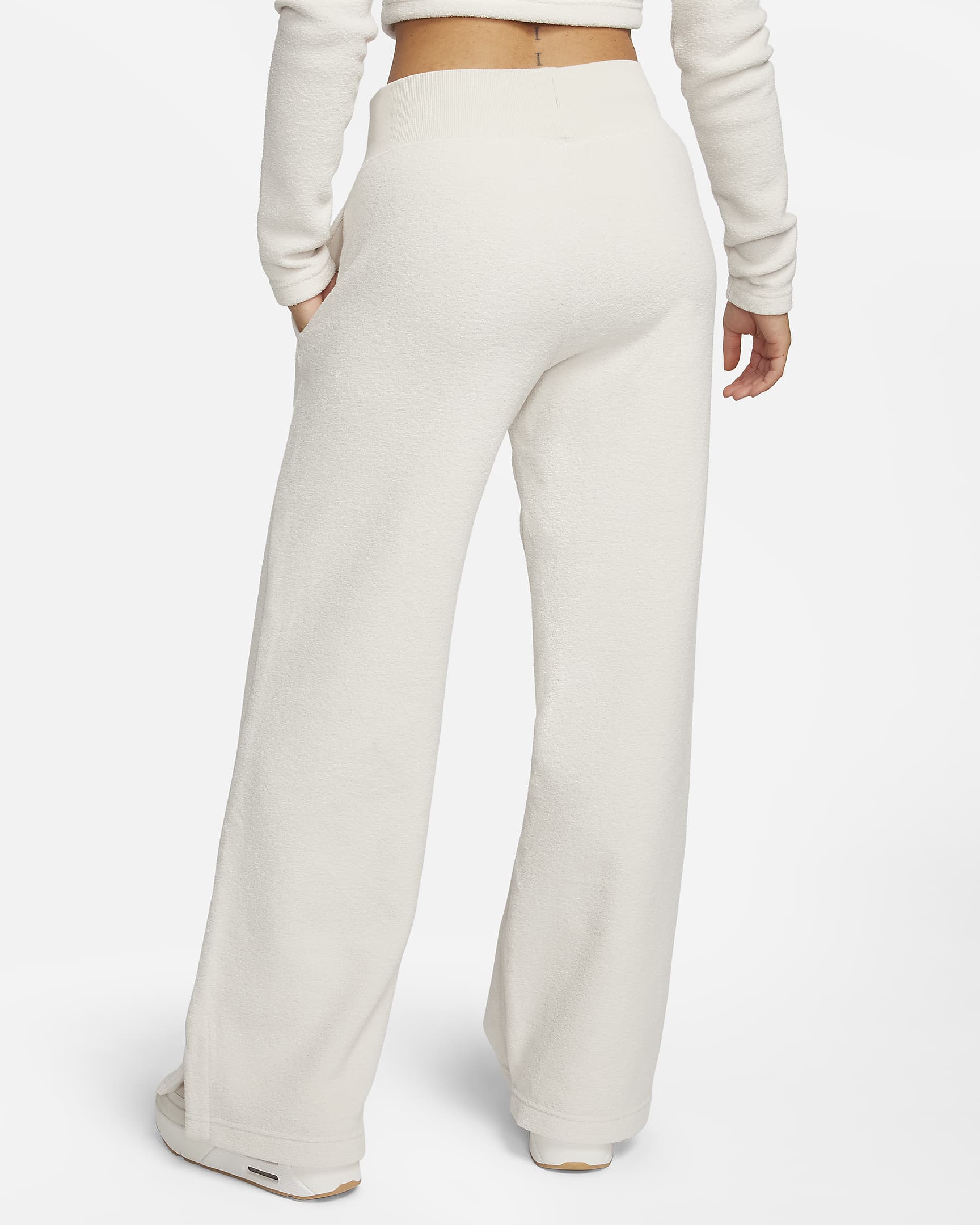 Pantalon ample à taille haute en tissu Fleece confortable Nike Sportswear Phoenix Plush pour femme - Light Orewood Brown/Sail