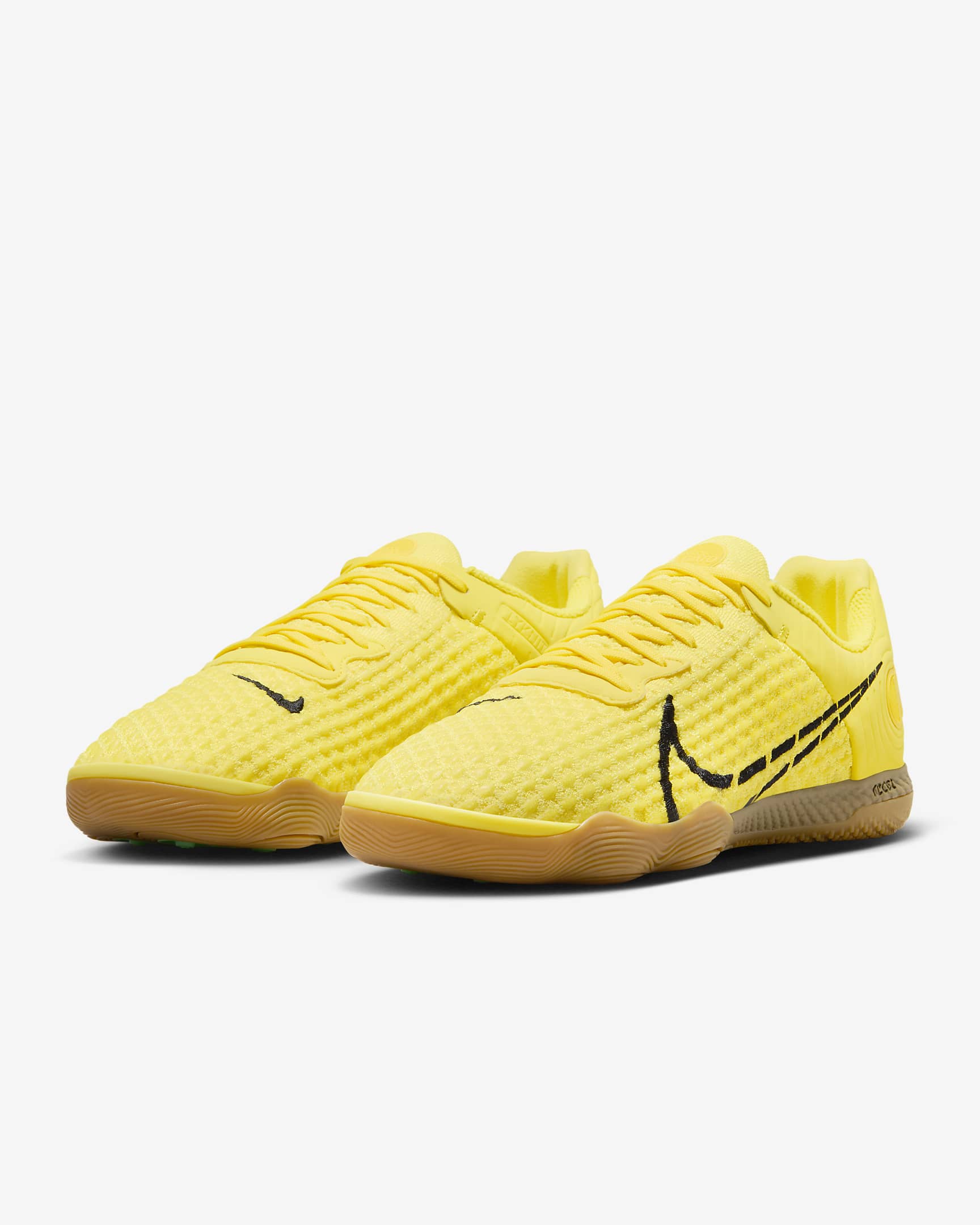 Tacos de fútbol low para cancha cubierta Nike React Gato - Amarillo opti/Marrón claro goma/Negro