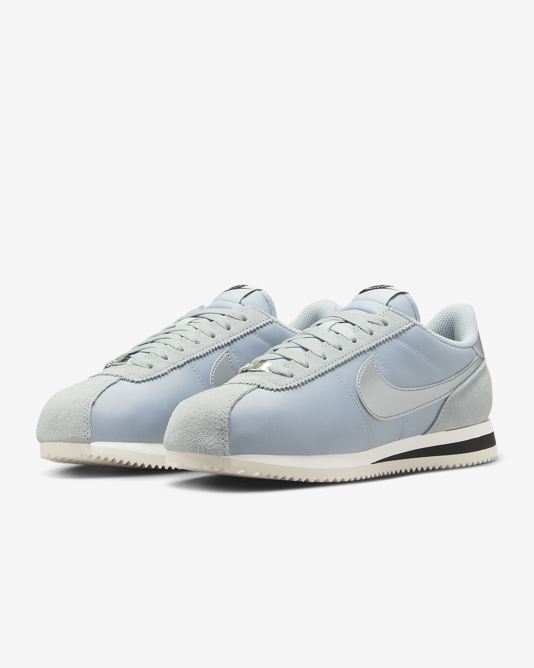 Scarpa Nike Cortez Textile - Light Pumice/Light Orewood Brown/Nero/Argento metallizzato