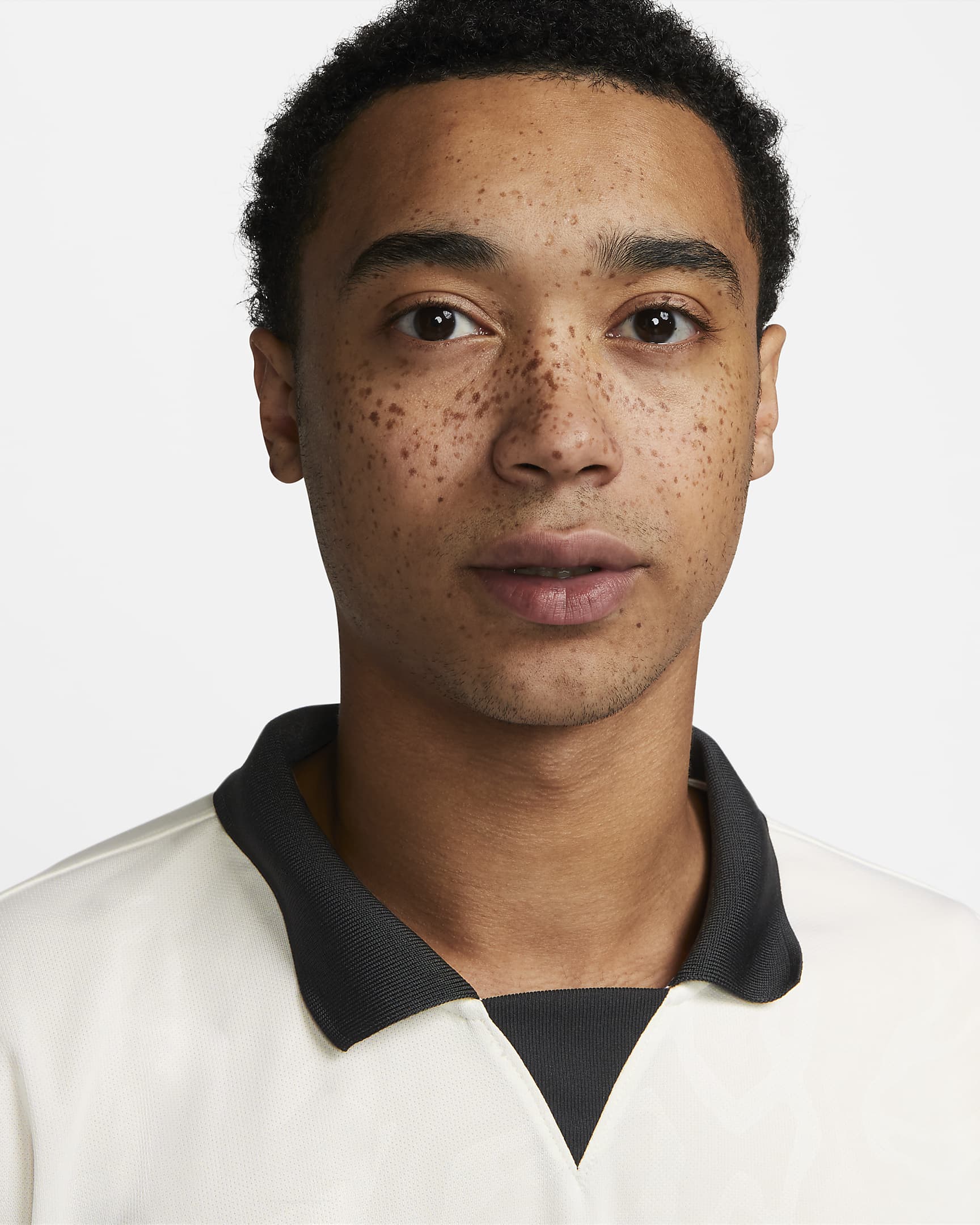 Nike Sportswear Men's LongSleeve Top.