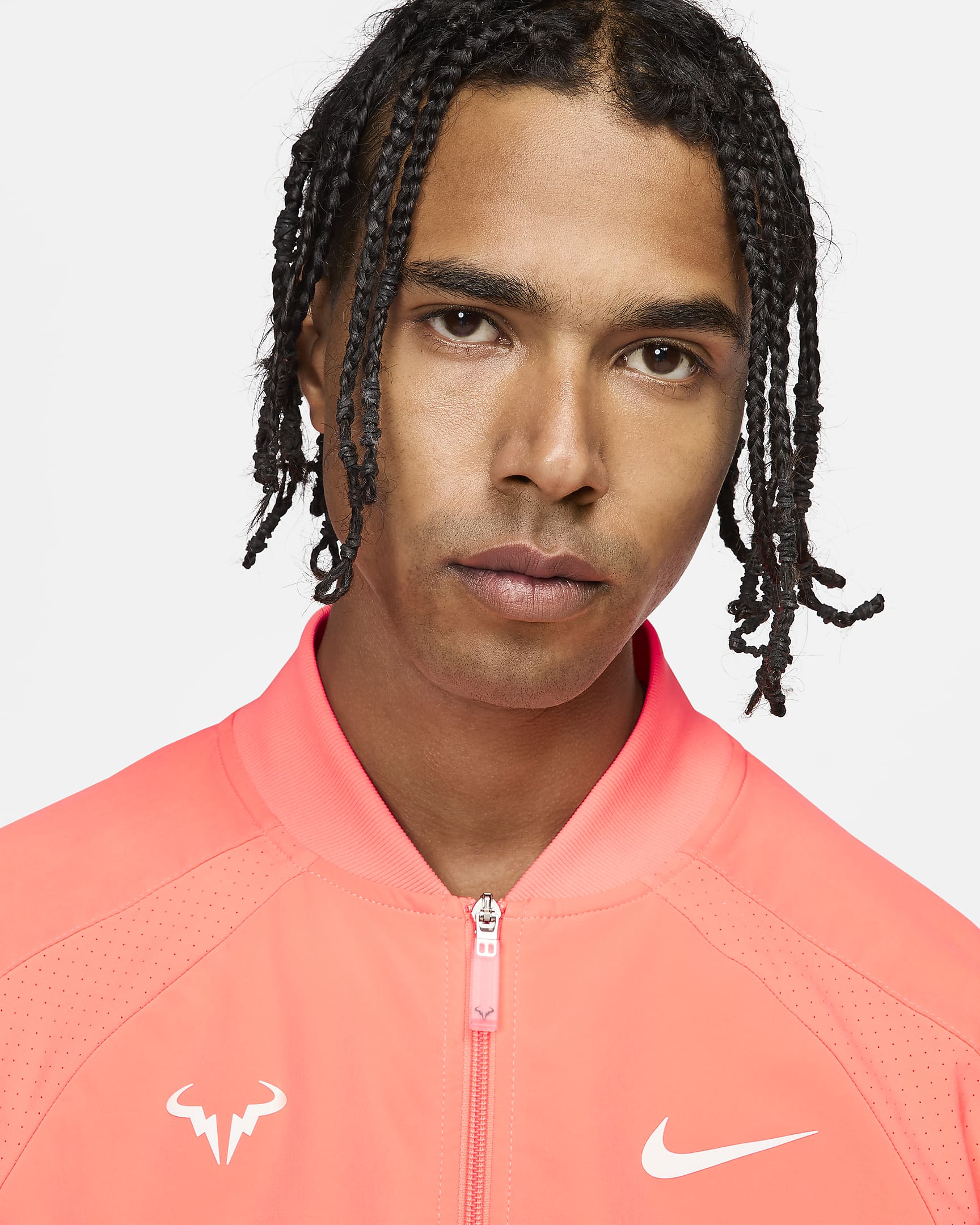 Tennisjacka Nike Dri-FIT Rafa för män - Bright Mango/Vit
