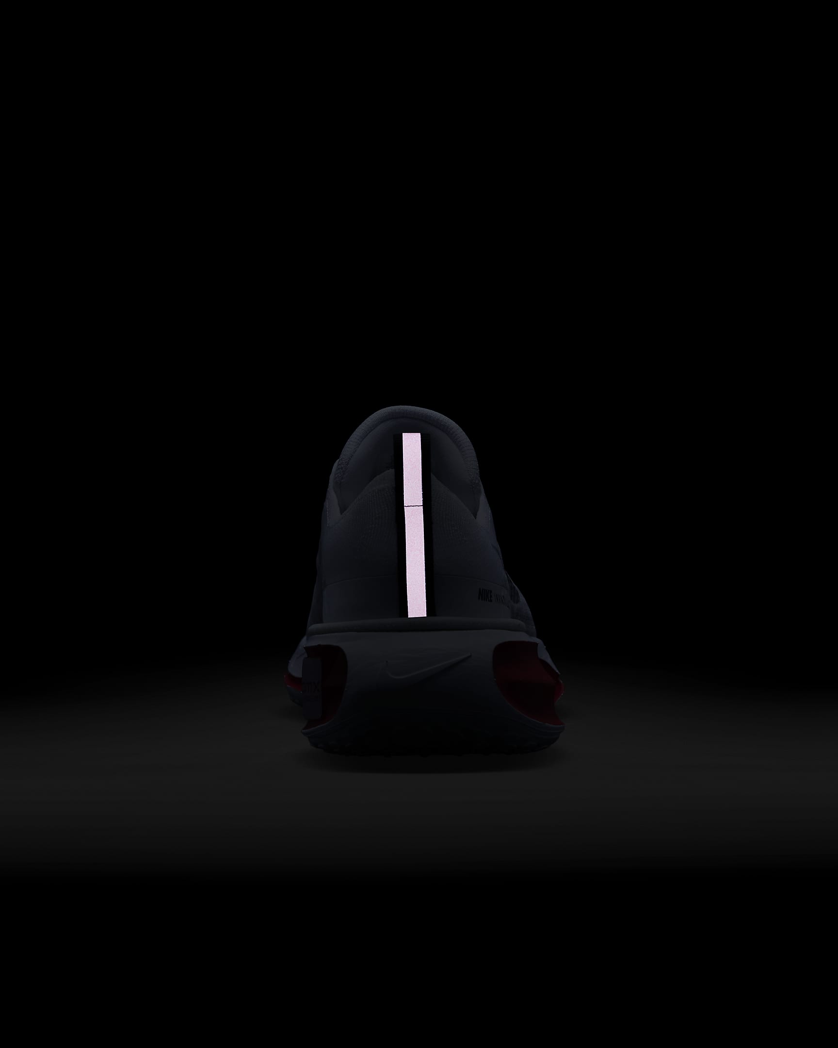 Nike Invincible 3 Men's Road Running Shoes (Extra Wide).