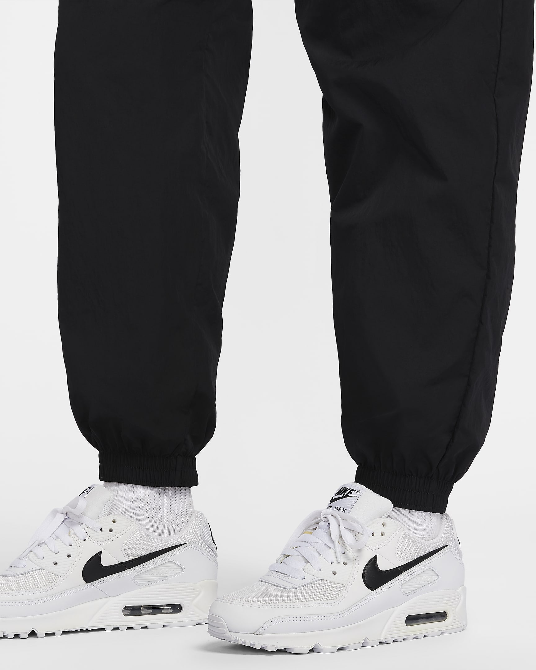 Nike Sportswear Essential Women's Mid-Rise Oversized Woven Joggers - Black/White