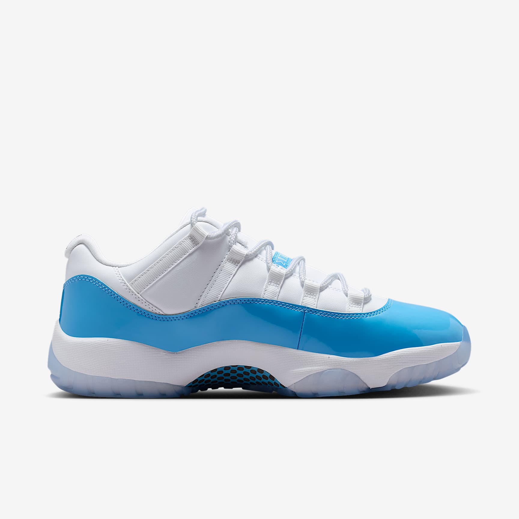 Air Jordan 11 Retro Low University Blue トップビュー