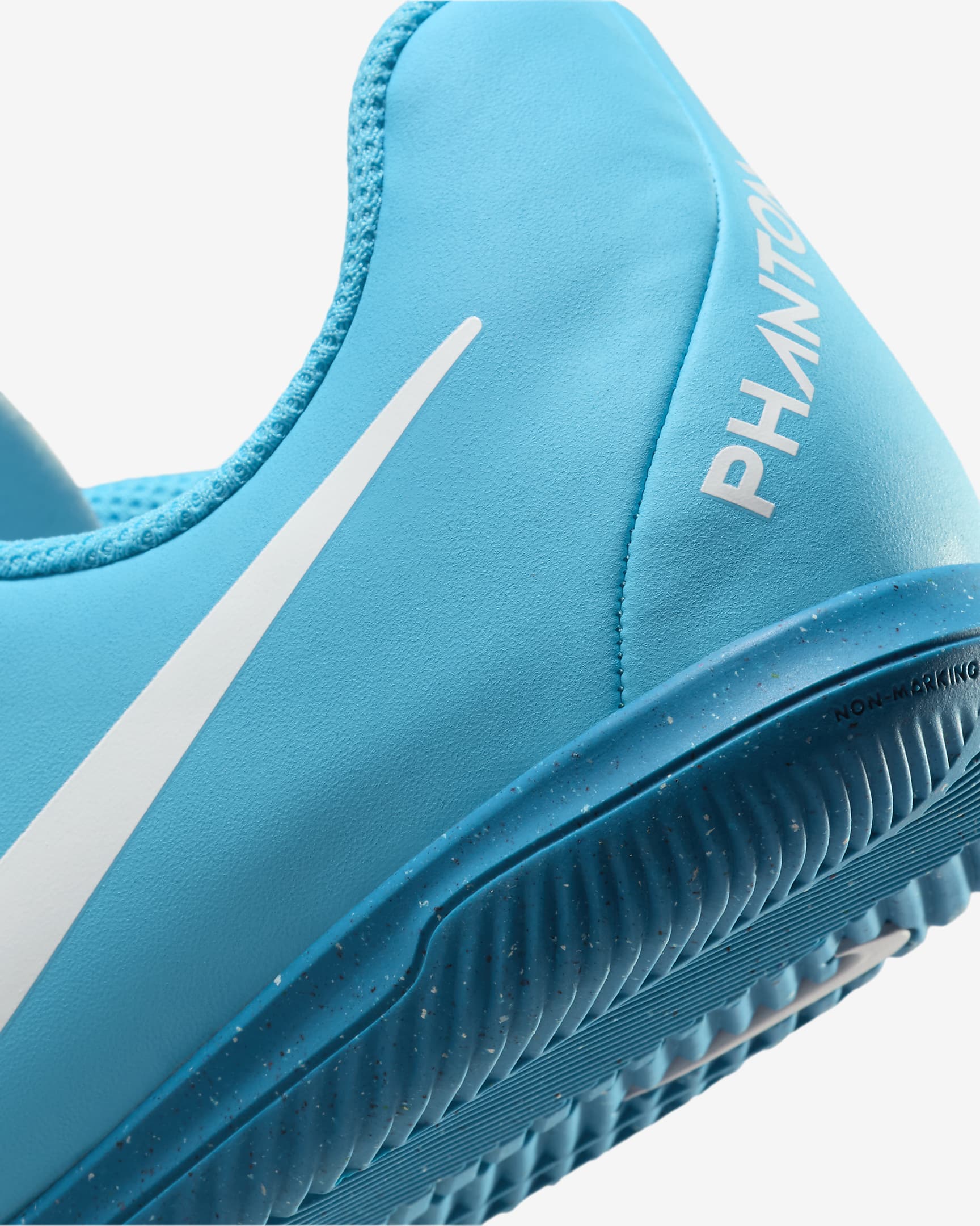 รองเท้าฟุตบอลเด็กเล็ก/เด็กโต IC Nike Jr. Phantom GX 2 Club - Blue Fury/ขาว