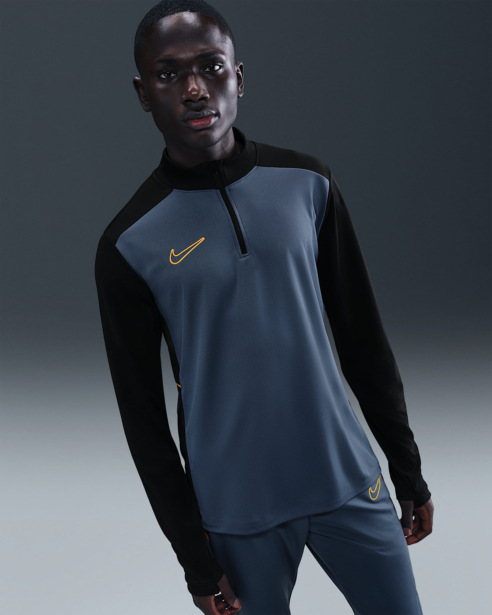 Haut d'entraînement de foot Dri-FIT Nike Academy pour homme - Diffused Blue/Noir/University Gold