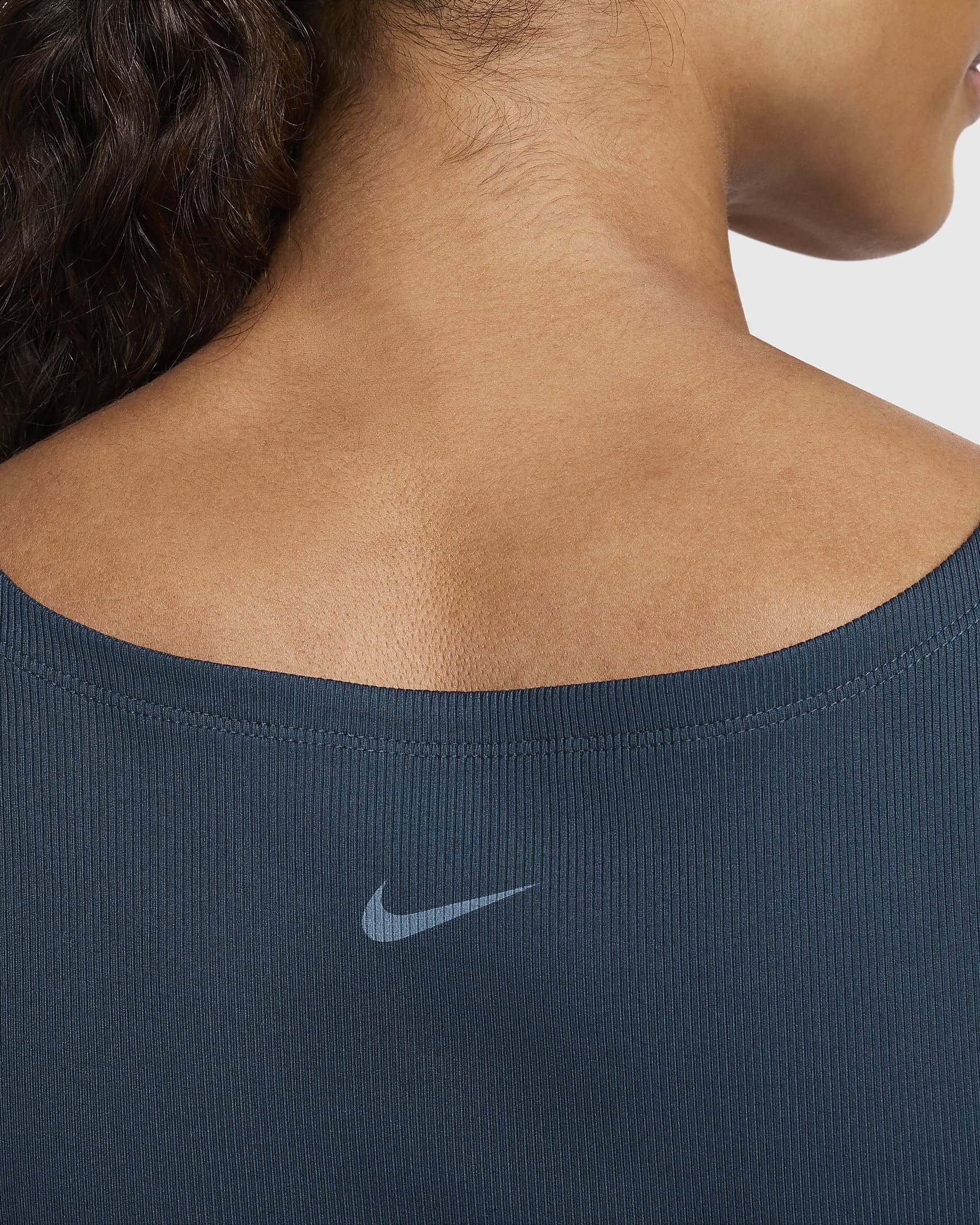 Nike One Fitted Rib Women's Dri-FIT Cropped Tank Top - Armoury Navy/Black