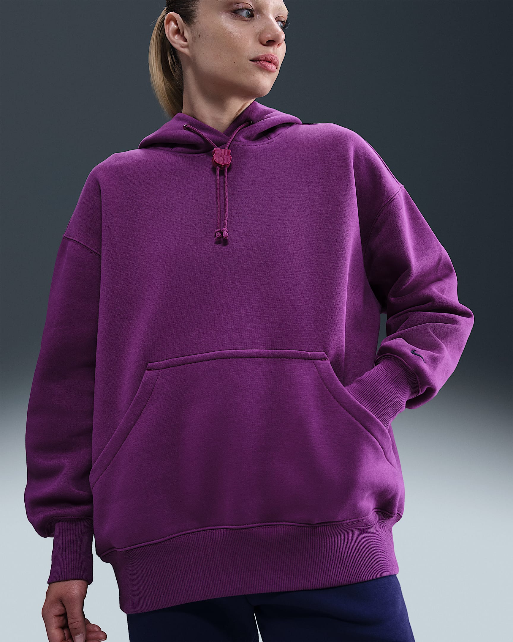 Felpa pullover oversize da calcio con cappuccio Nike FC Barcelona Phoenix Fleece – Donna - Bright Grape/Imperial Purple