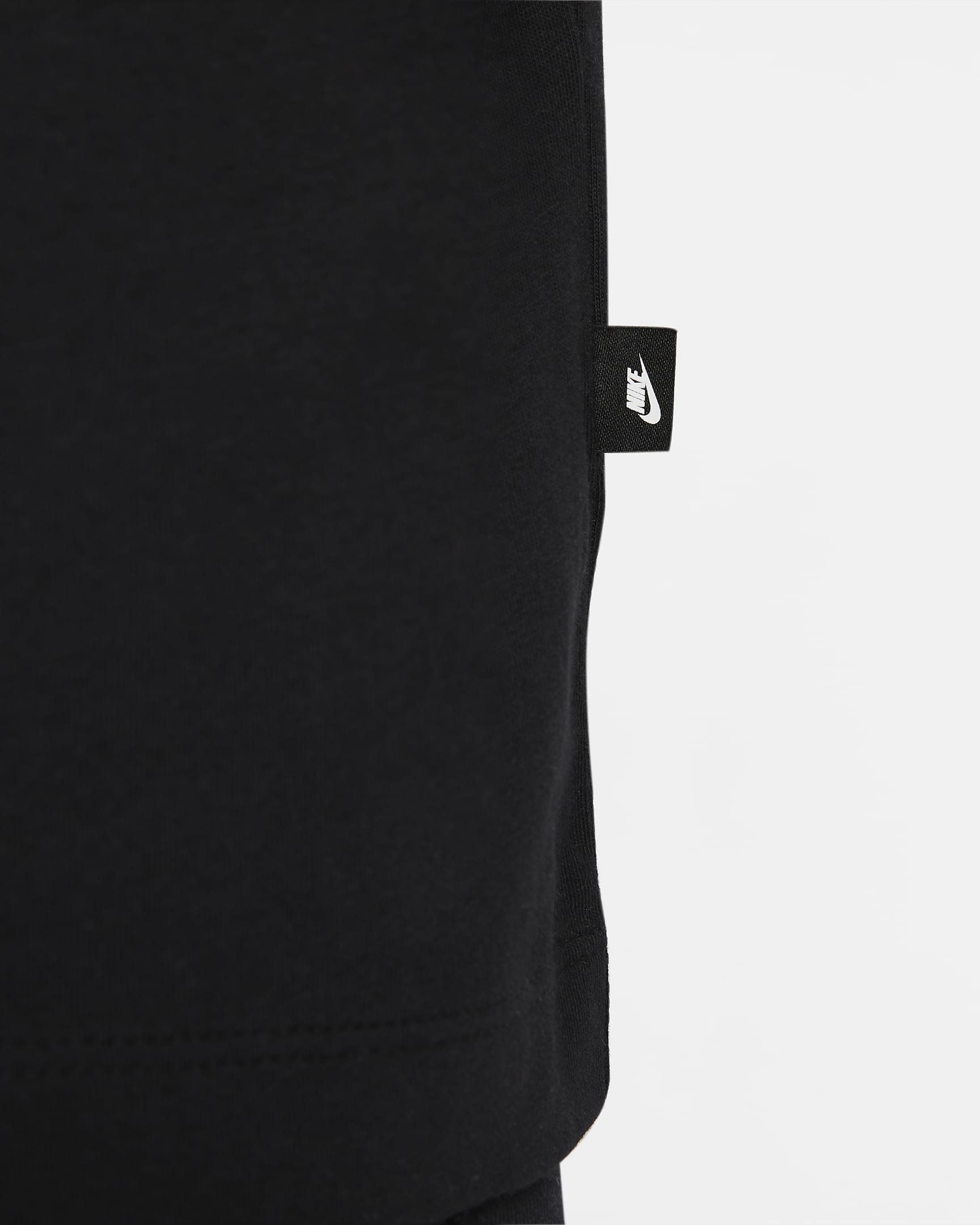 Nike Sportswear Men's T-Shirt - Black