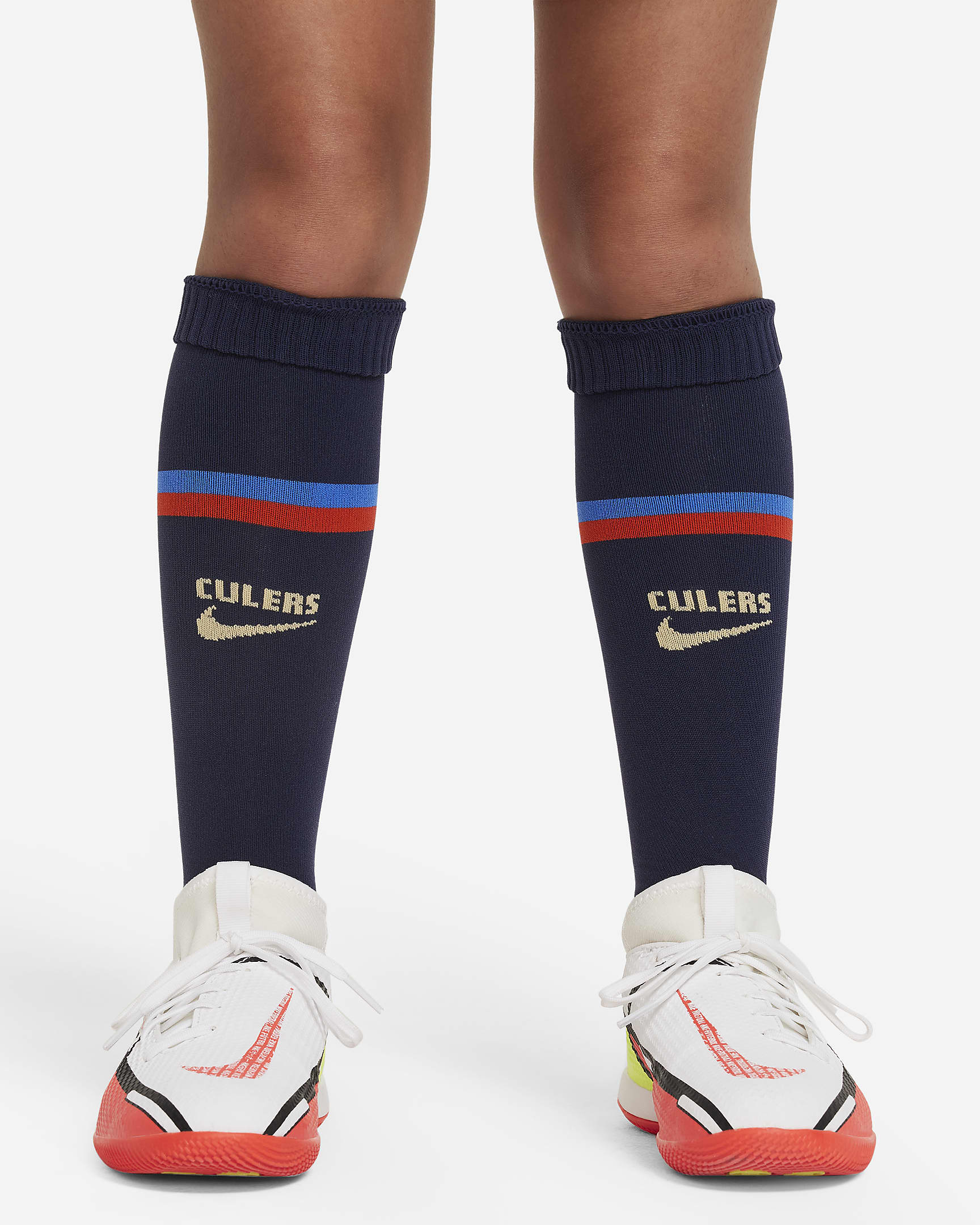 F.C. Barcelona 2022/23 Home Younger Kids' Football Kit. Nike UK