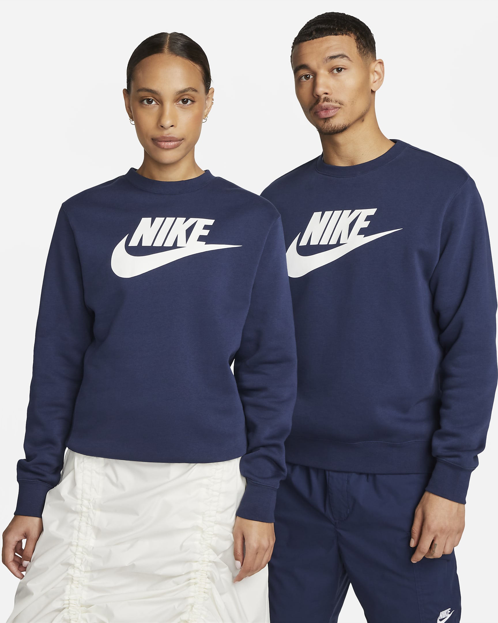 Sudadera con gráfico para hombre Nike Sportswear Club Fleece - Azul marino medianoche