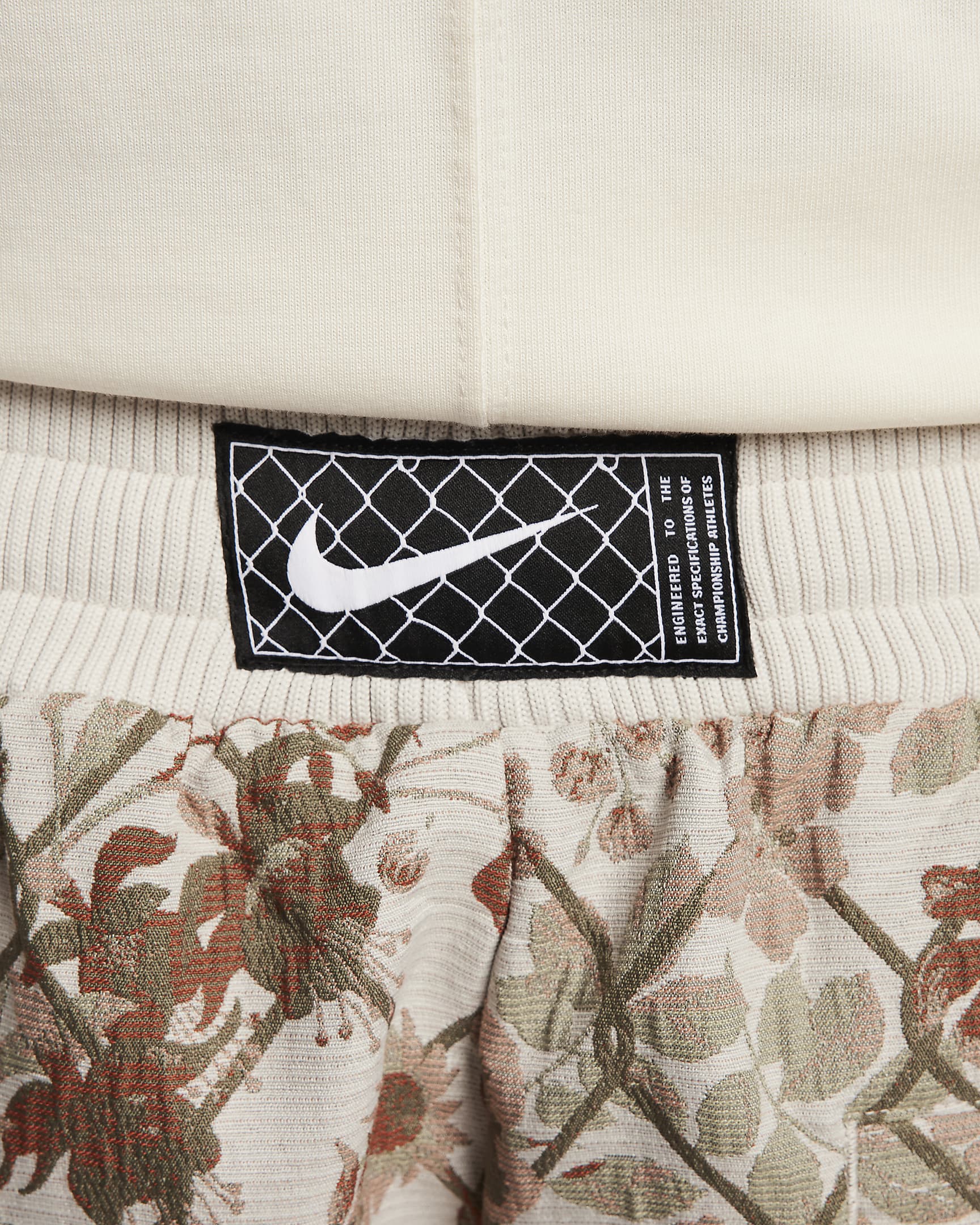 Nike DNA Men's Repel 8" Basketball Shorts.