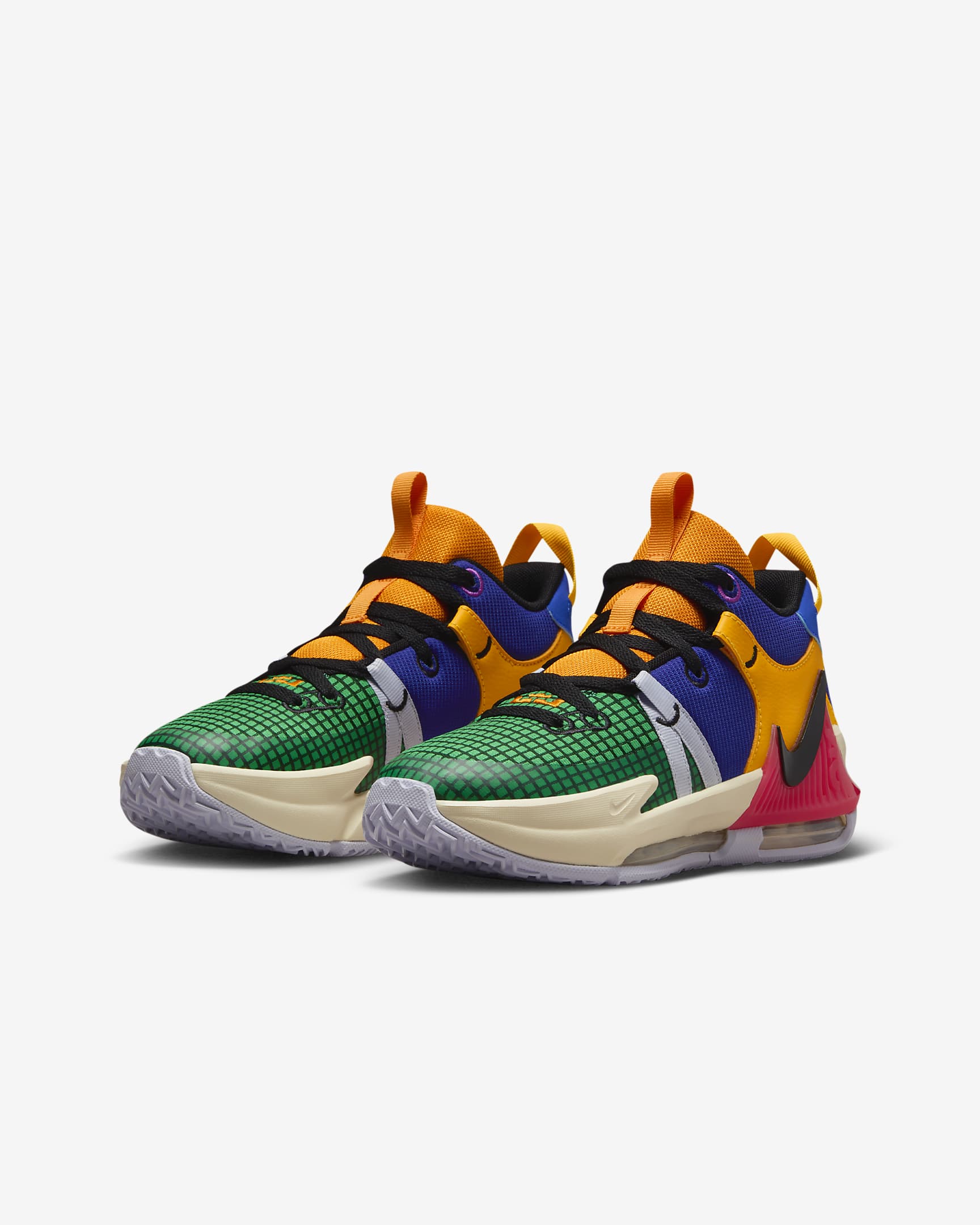 LeBron Witness 7 Big Kids' Basketball Shoes. Nike.com