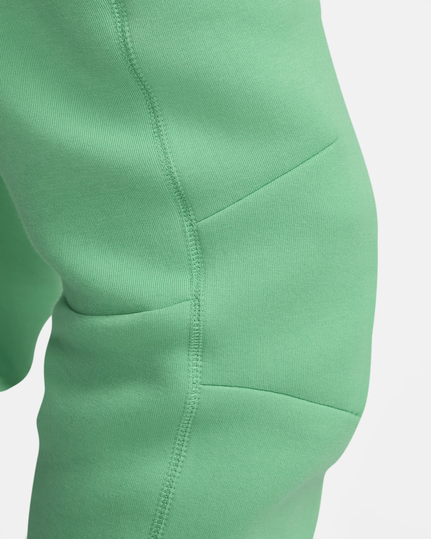 Pantalon de jogging Nike Sportswear Tech Fleece pour homme. Nike BE