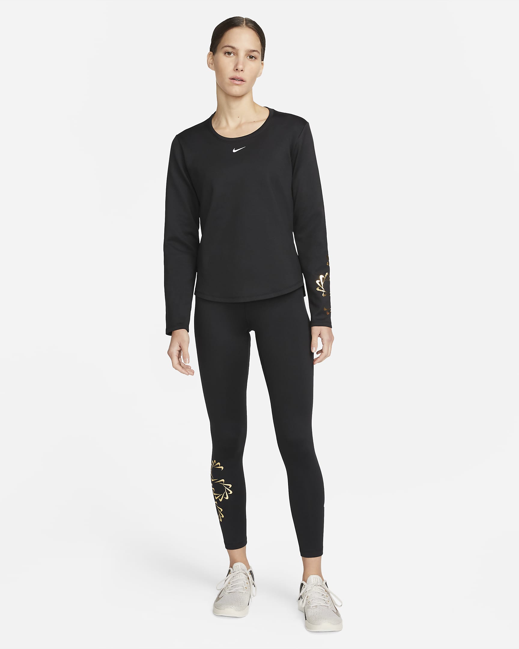 Nike ThermaFIT One Women's Graphic LongSleeve Top. Nike SK