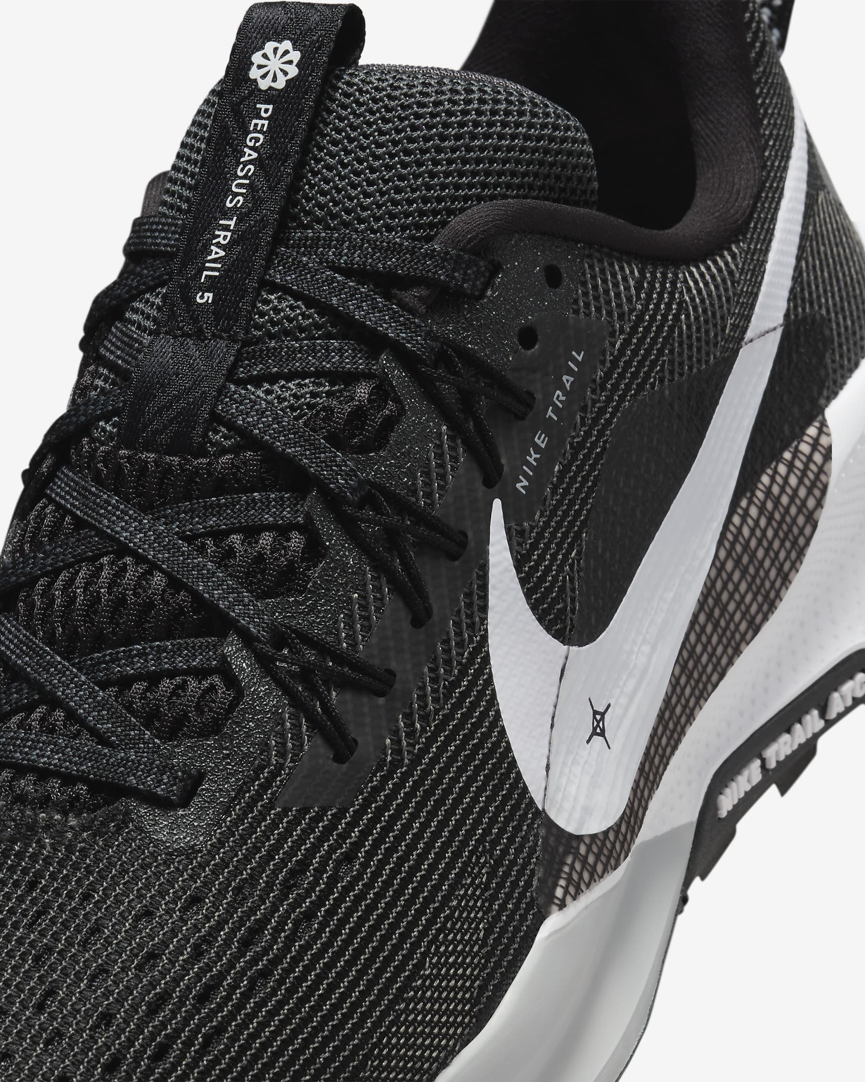 Nike Pegasus Trail 5 Women's Trail-Running Shoes - Black/Anthracite/Wolf Grey/White