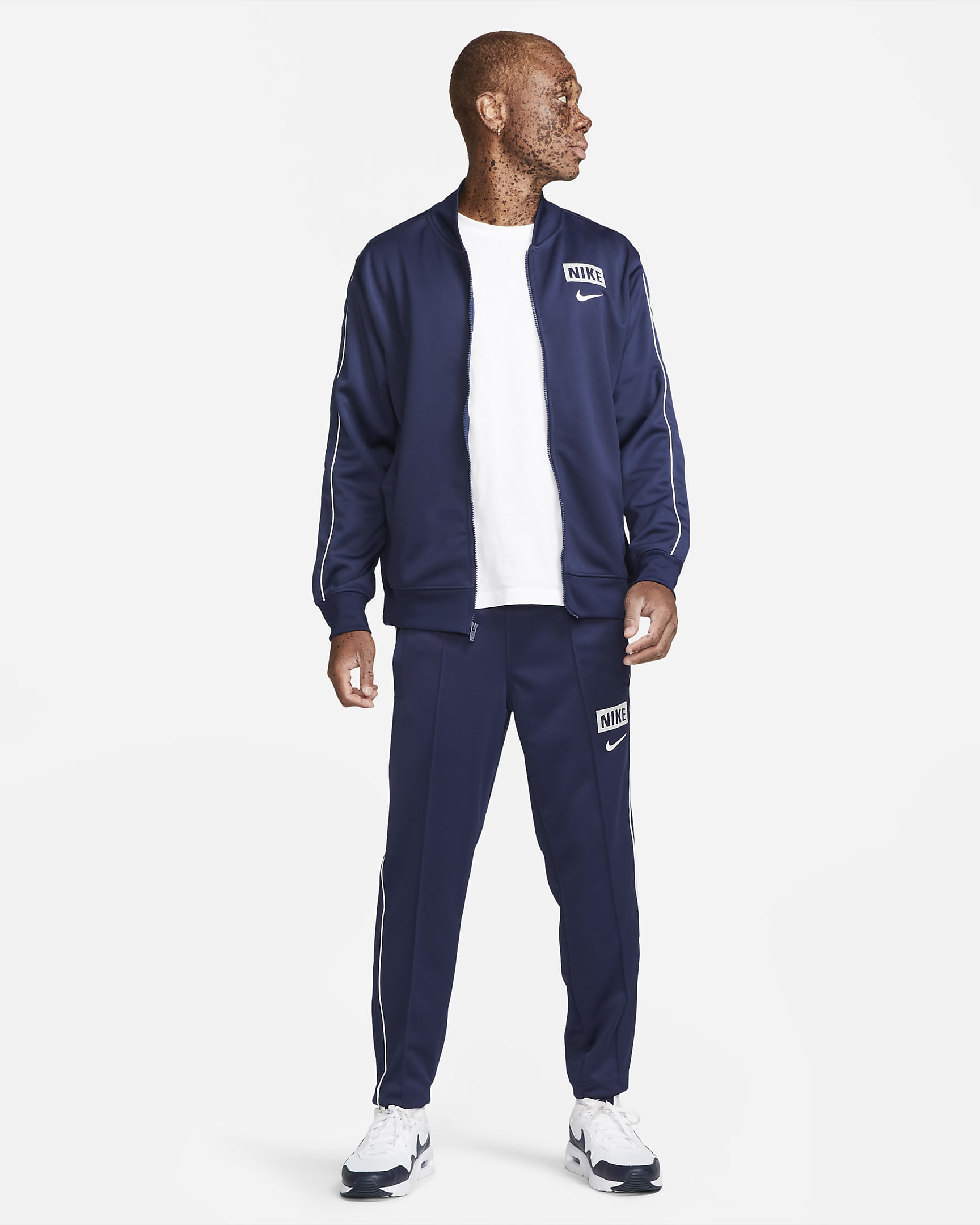 Nike Sportswear Men's Retro Bomber Jacket. Nike UK