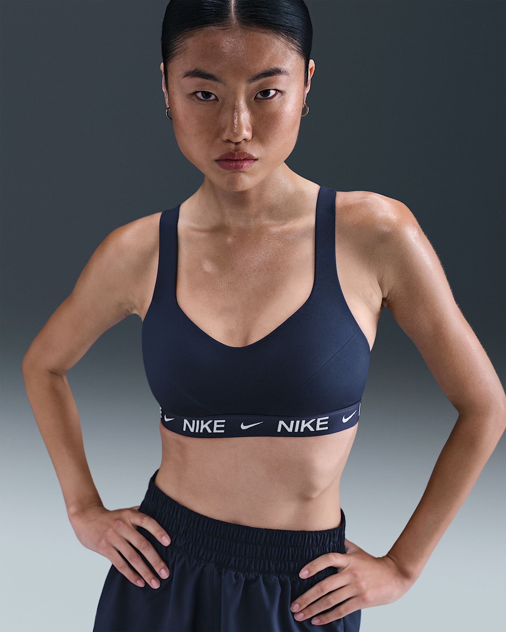 나이키 인디 하이 서포트 여성 패드 어저스터블 스포츠 브라 - 미드나이트 네이비
