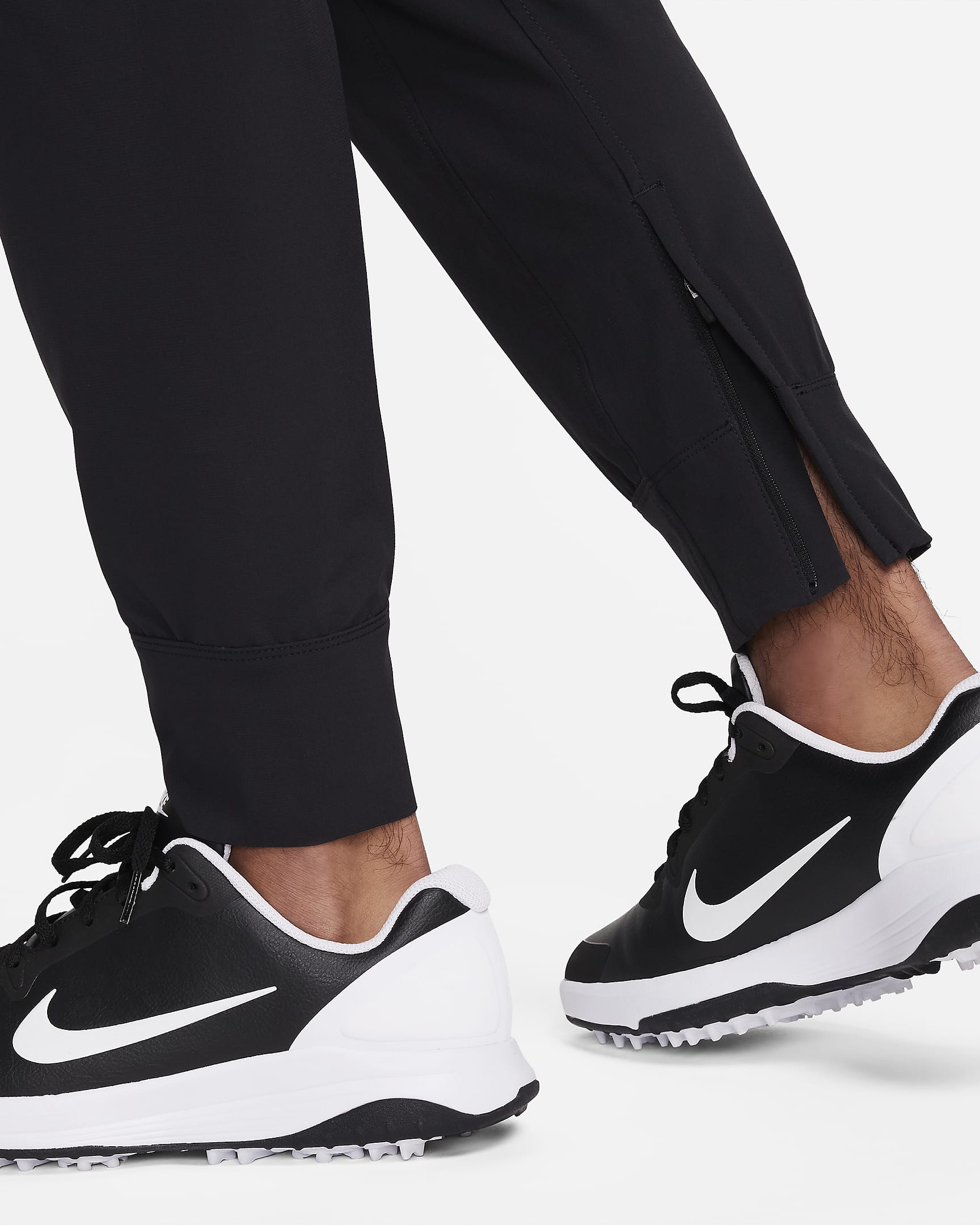 Nike Tour Repel Men's Golf Jogger Trousers. Nike CH