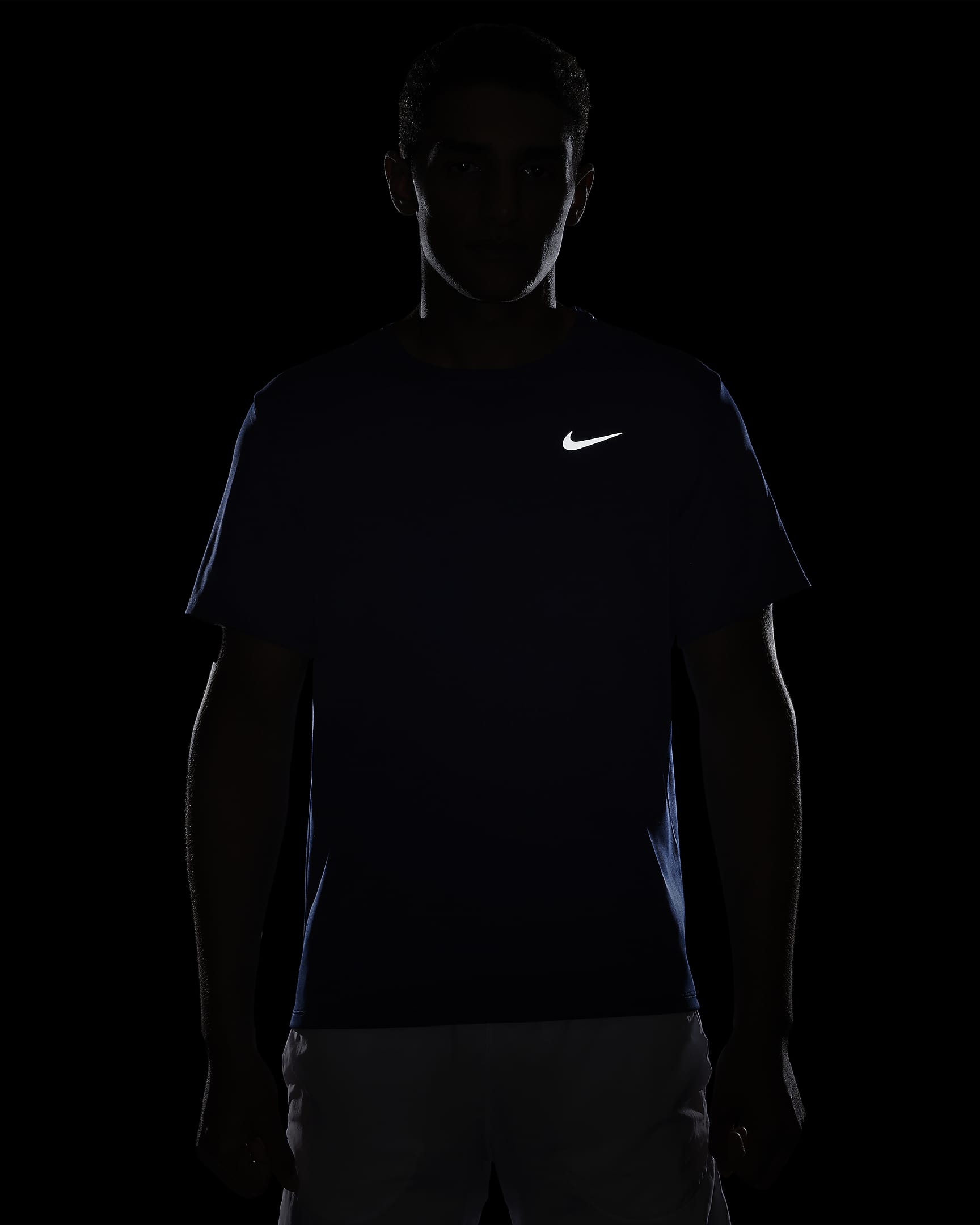 Nike Miler Dri-FIT UV kortermet løpeoverdel til herre - Game Royal/Midnight Navy/Heather