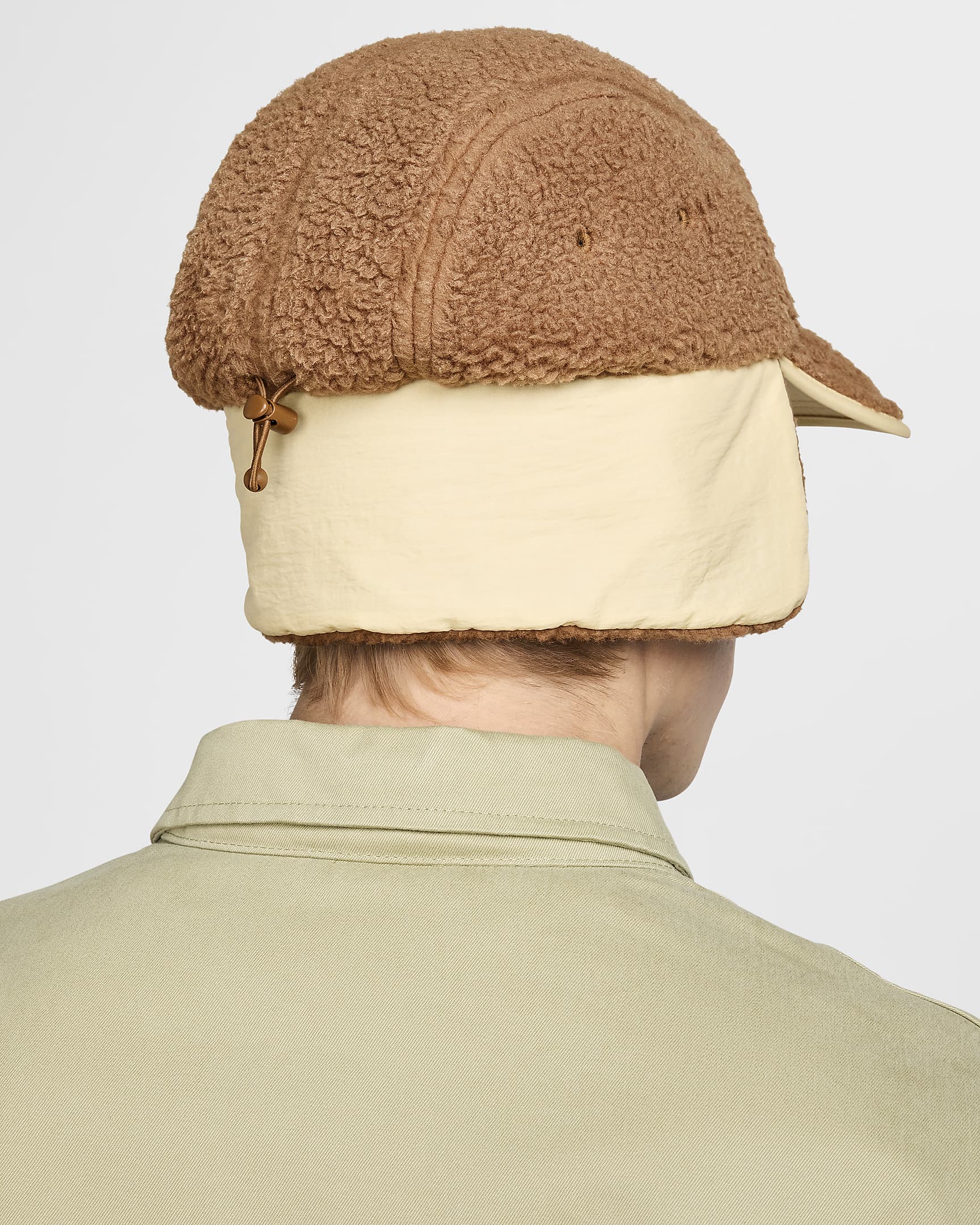 Nike Fly Gorra sense estructura per a l'exterior - Light British Tan/Sesame/Light British Tan