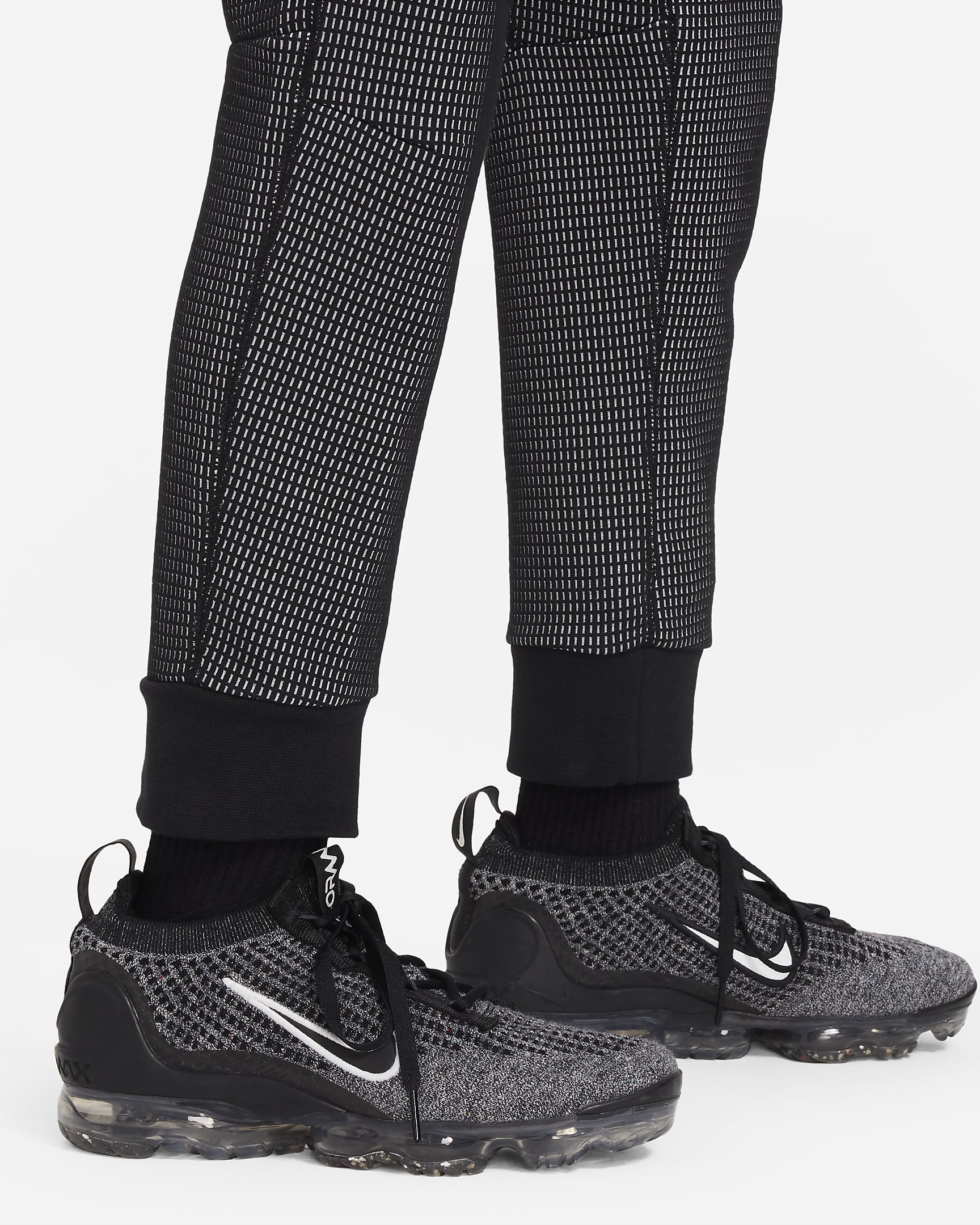 Nike Sportswear Tech Fleece Big Kids' (Boys') Winterized Pants.