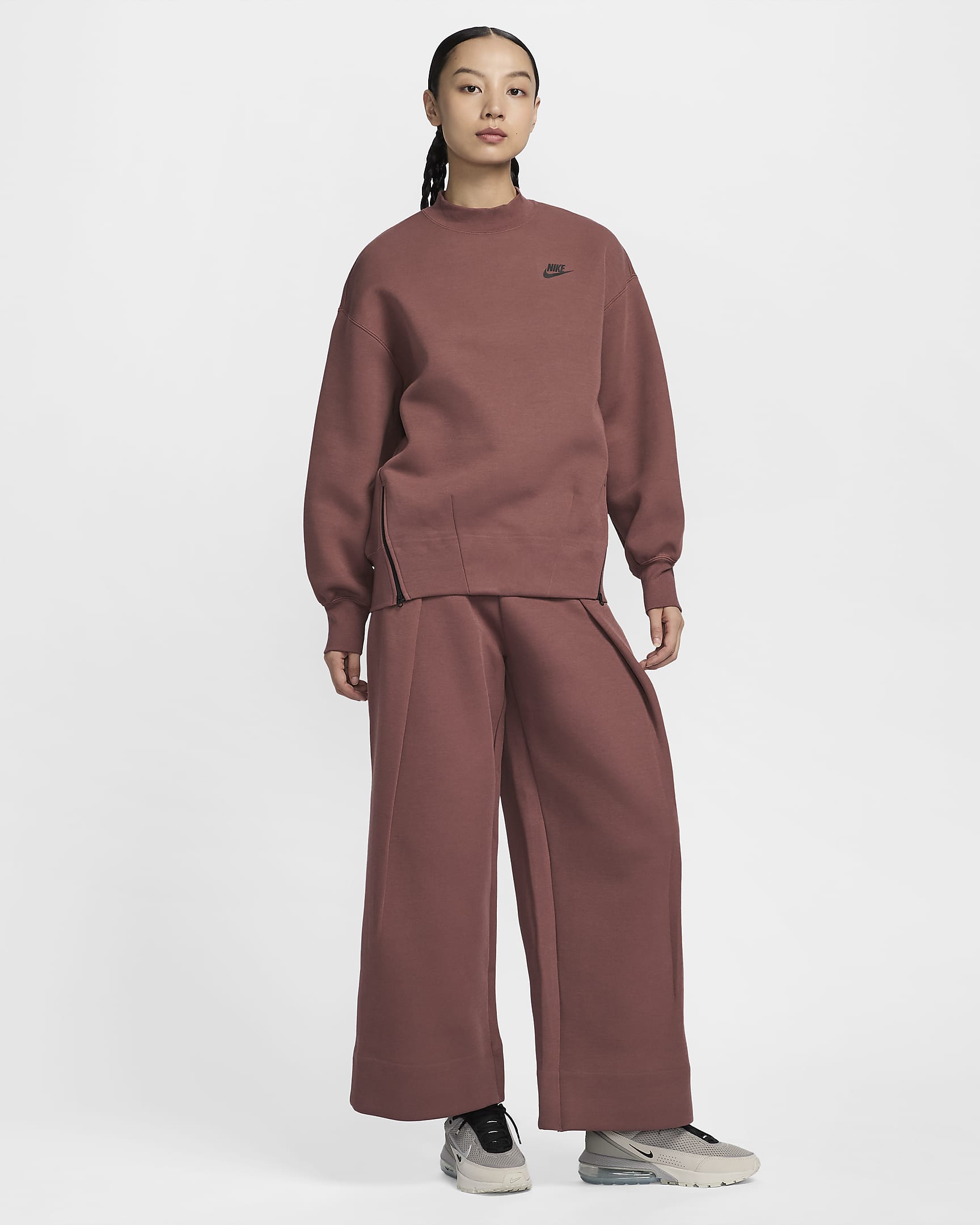 Nike Sportswear Tech Fleece Women's High-Waisted Pleated Trousers - Red Sepia/Black