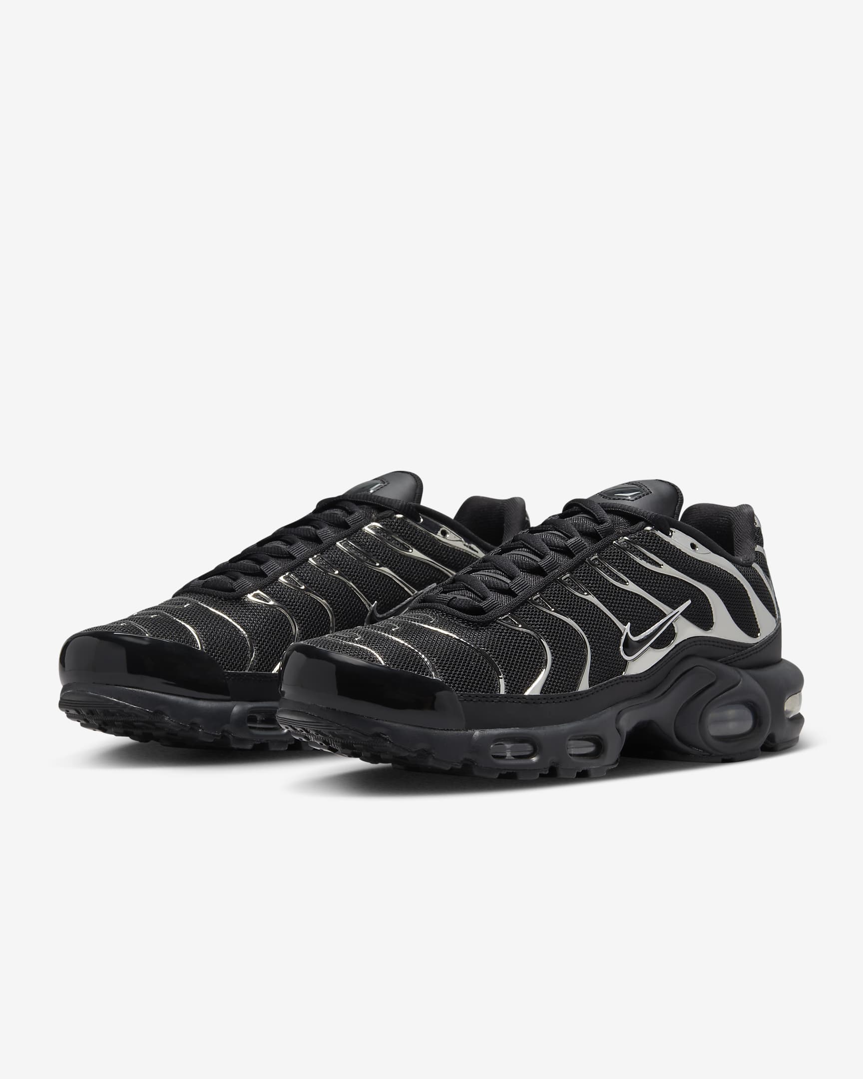 Nike Air Max Plus SE Schuh (Damen) - Schwarz/Metallic Silver/Laser Crimson/Off Noir