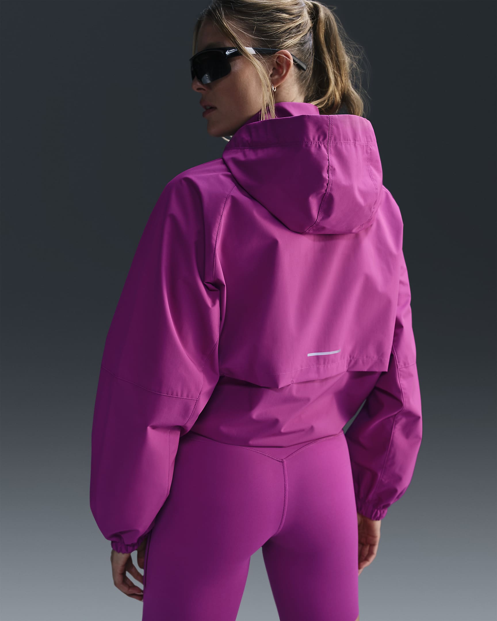 Nike Storm-FIT Swift Women's Running Jacket - Hot Fuchsia/Black