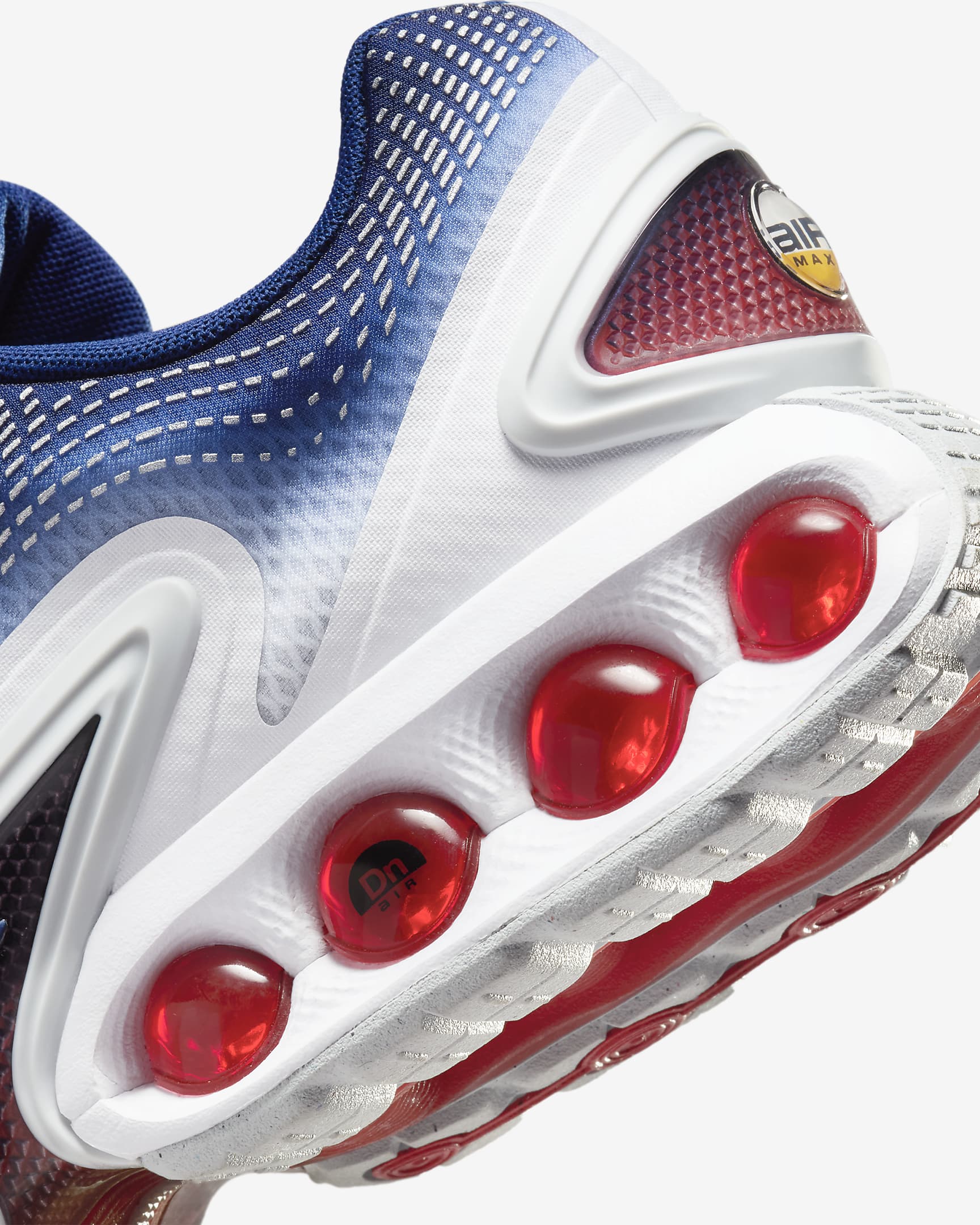 Chaussure Nike Air Max Dn pour homme - Blanc/Blue Void/Metallic Silver/Bright Crimson