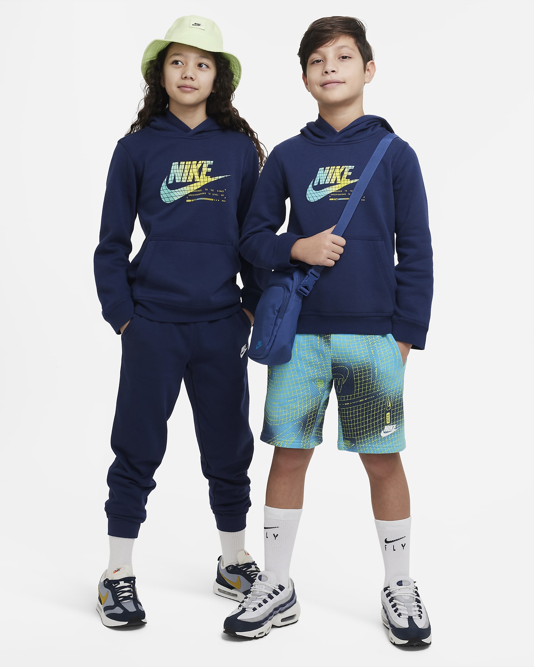 Nike Sportswear Club Fleece Big Kids' Graphic Pullover Hoodie. Nike JP