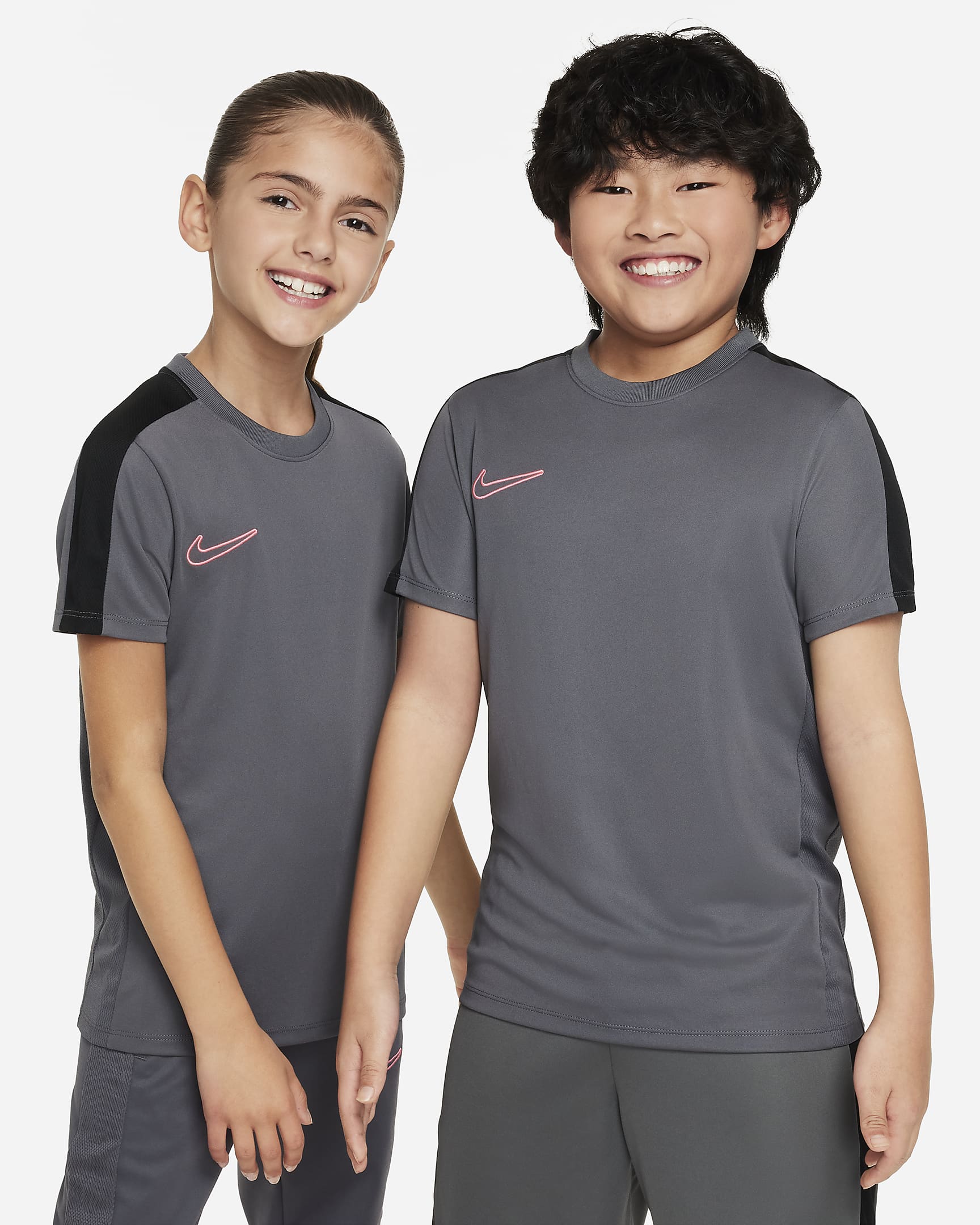 Nike Dri-FIT Academy23 Voetbaltop voor kids - Iron Grey/Zwart/Sunset Pulse