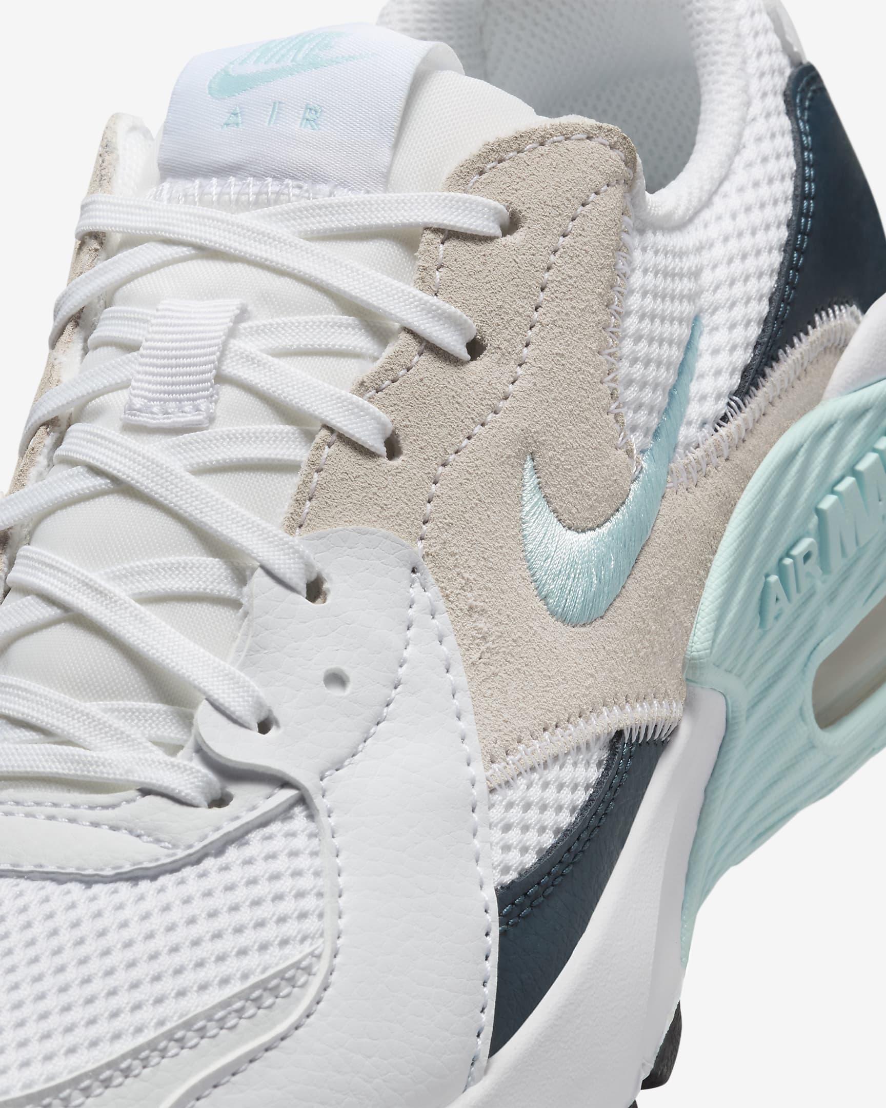 Tenis para mujer Nike Air Max Excee - Blanco/Azul marino militar/Negro/Azul glacial